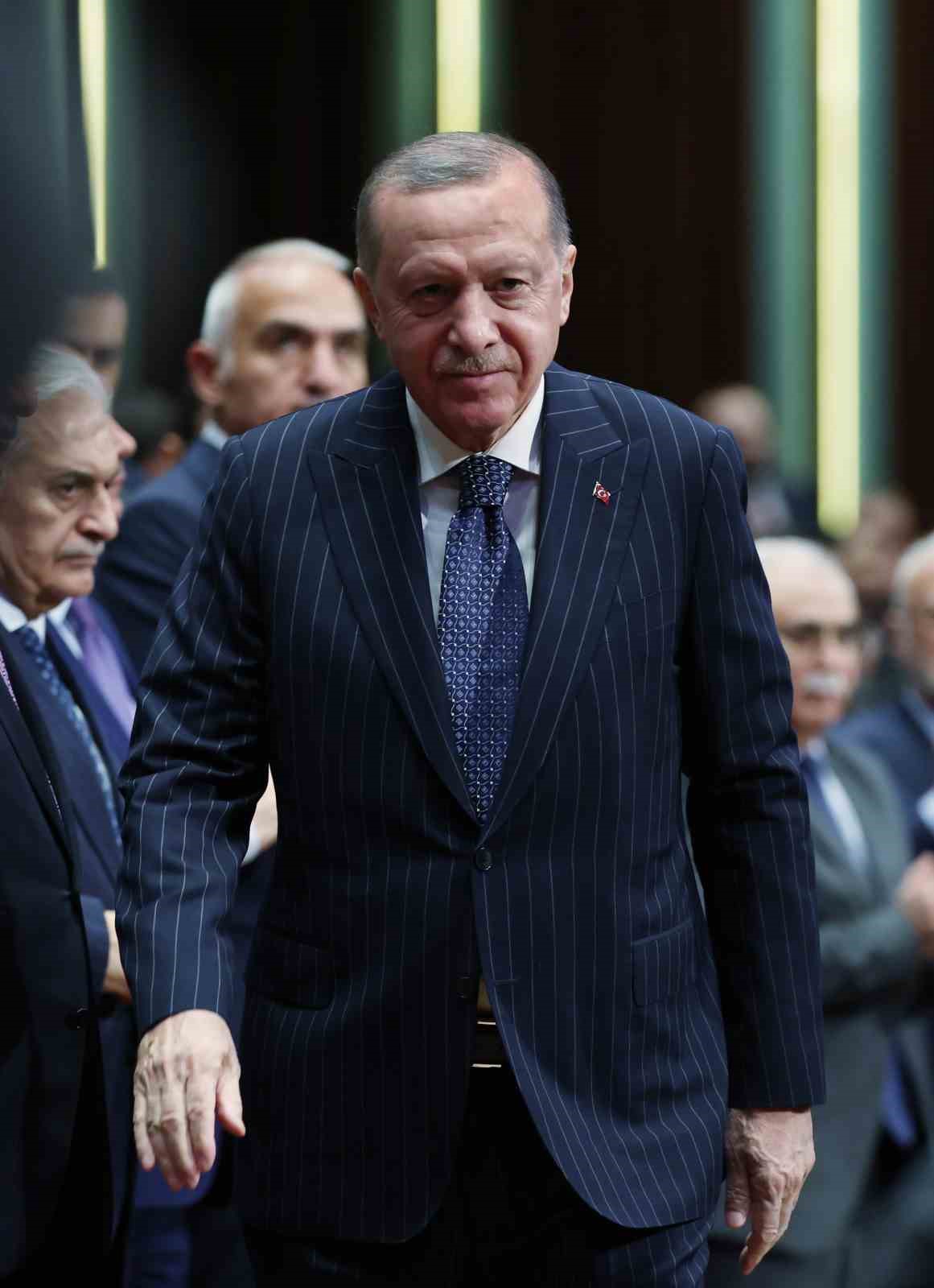 cumhurbaskani erdogan son 23 yilda yurt disina kacirilan 13 bin 448 eserin ulkemize iadesini Ywzv5699