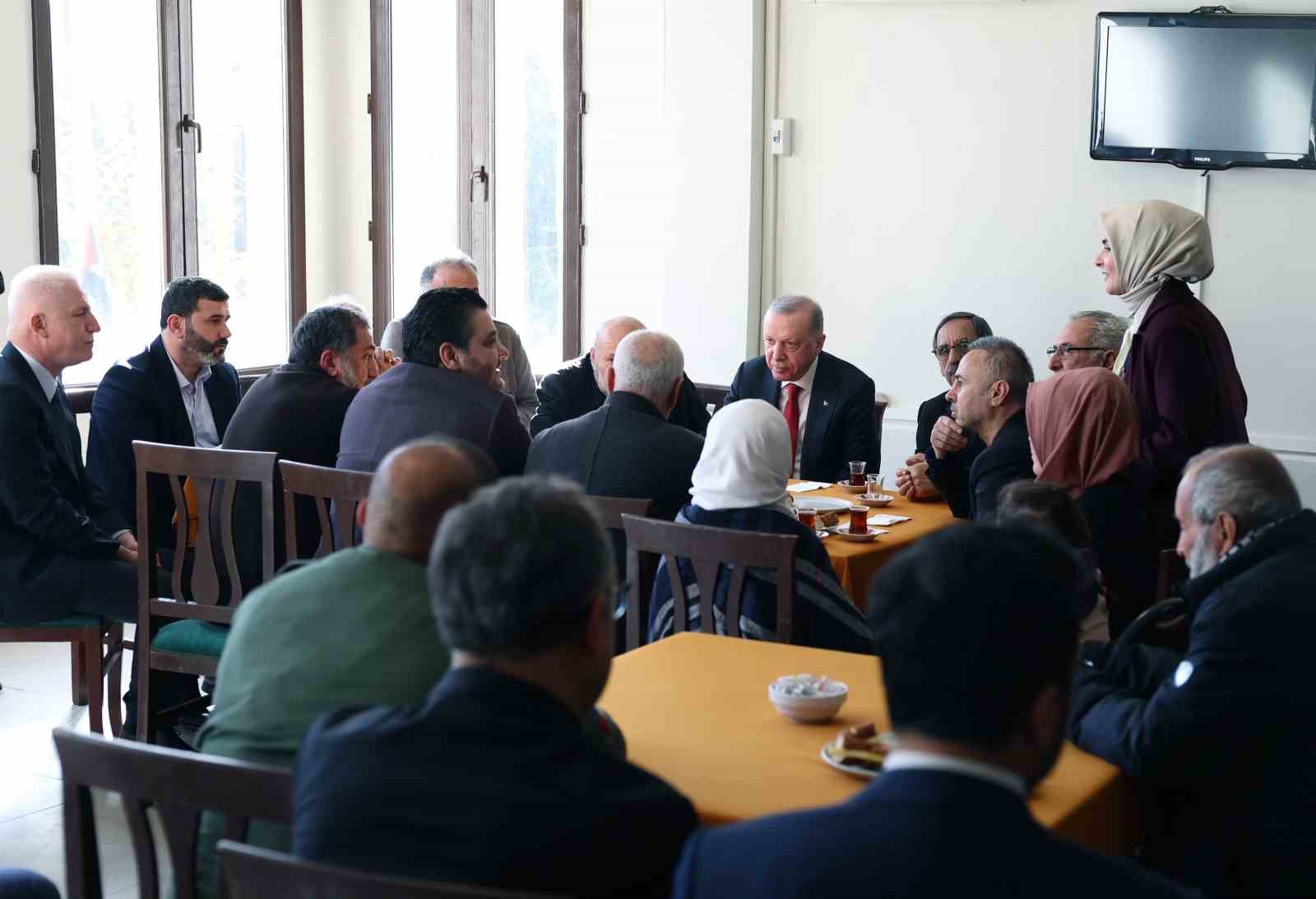 cumhurbaskani erdogan spor kulubunu ziyaret etti 6 f7p9A7hf