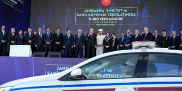 cumhurbaskani-erdogan-sucu-gecim-kapisi-haline-getirmis-hicbir-alcaga-kaptiracak-tek-bir-gencimiz-yoktur-nzAjN7m1.jpg