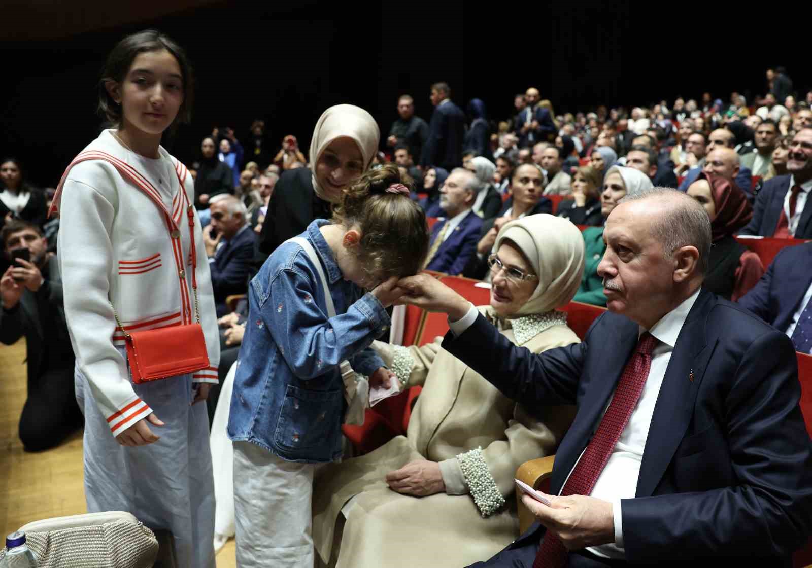 cumhurbaskani erdogan sule senin hikayen dizisinin galasina katildi 2