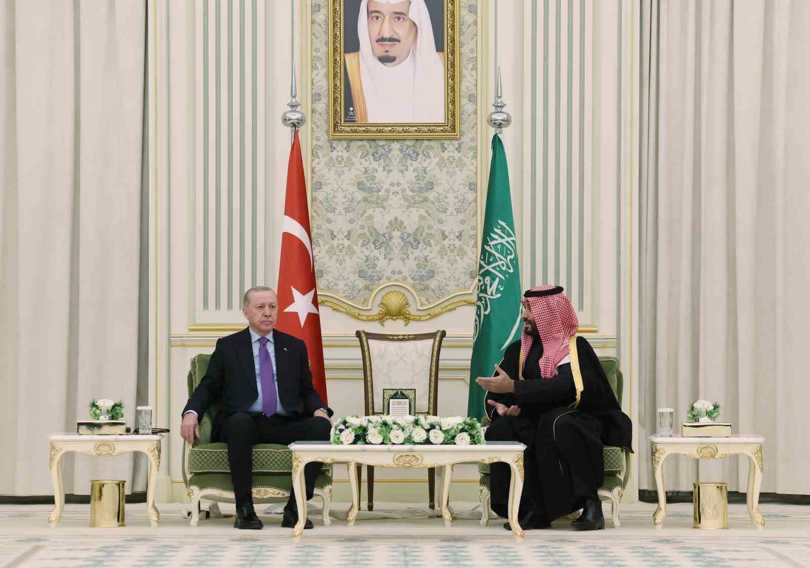 cumhurbaskani erdogan suudi arabistan veliaht prensi selman ile bir araya geldi 1 Jz5e8jjf
