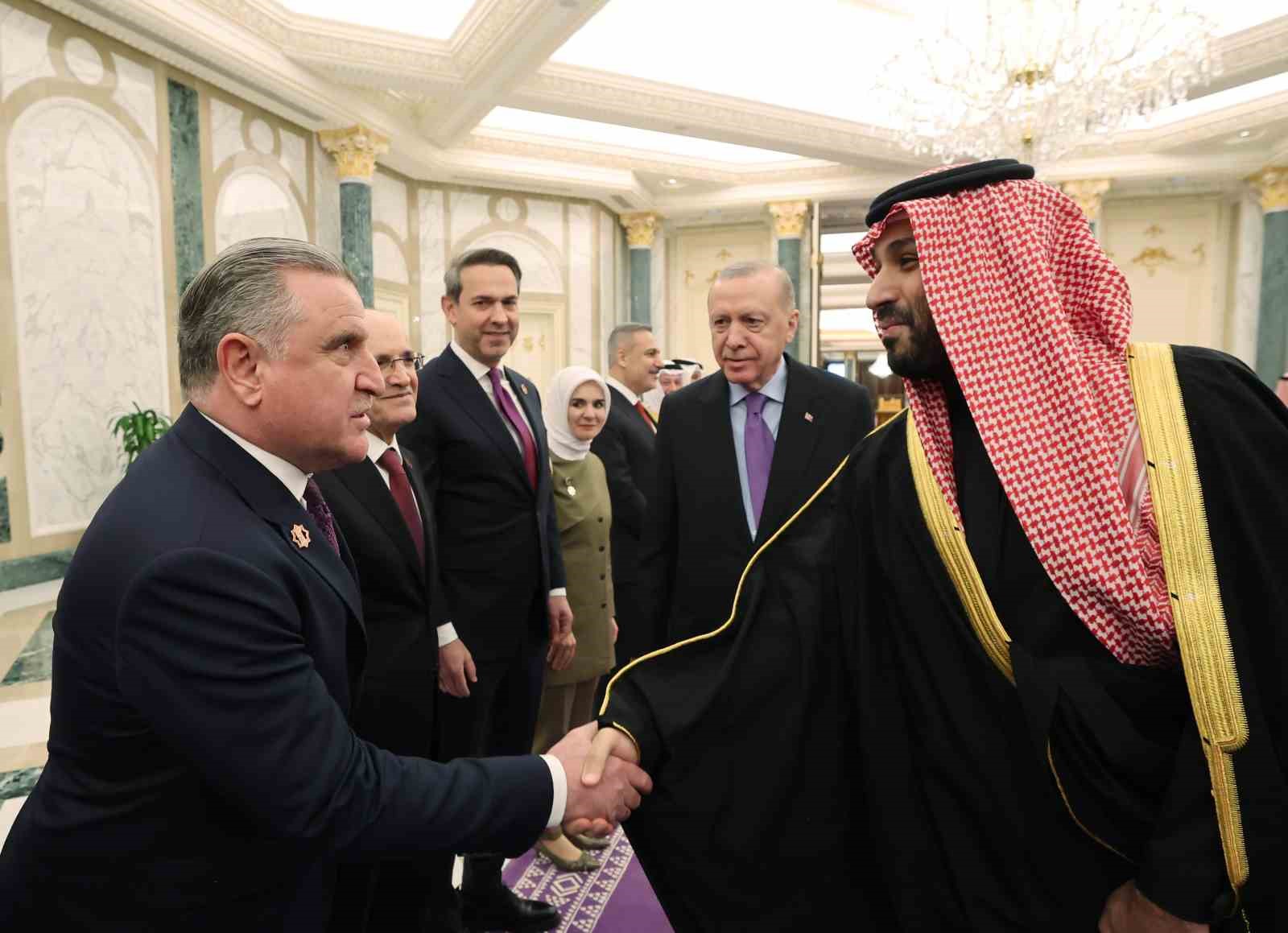 cumhurbaskani erdogan suudi arabistanda resmi torenle karsilandi 10 q2pQhenF