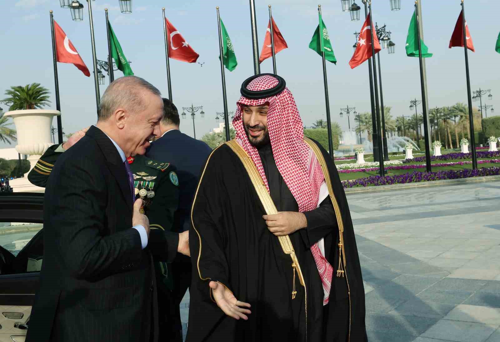 cumhurbaskani erdogan suudi arabistanda resmi torenle karsilandi 5 VCLpiUcP