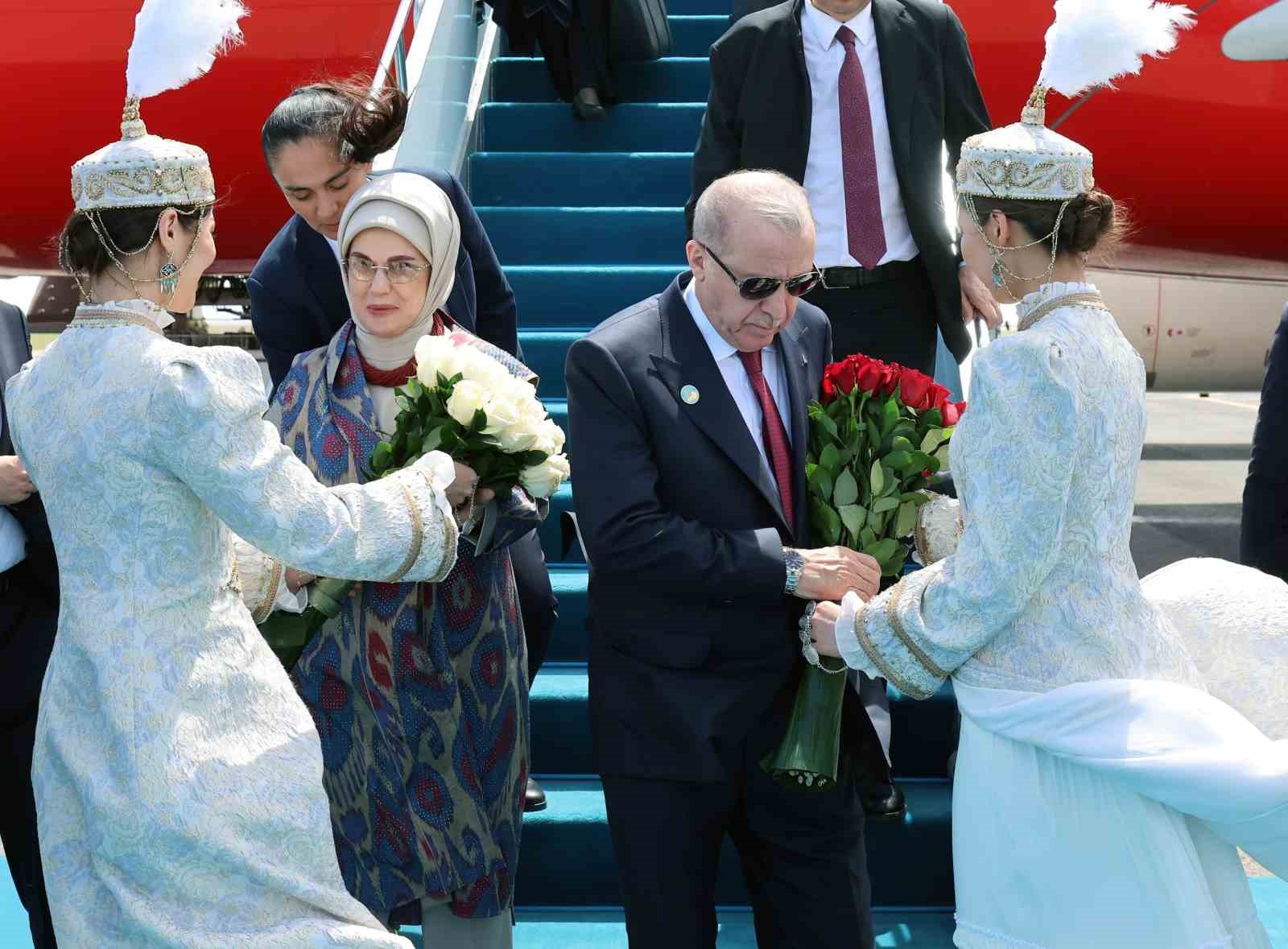 cumhurbaskani erdogan tdt zirvesi icin turkistanda 0 7dDAmUcc