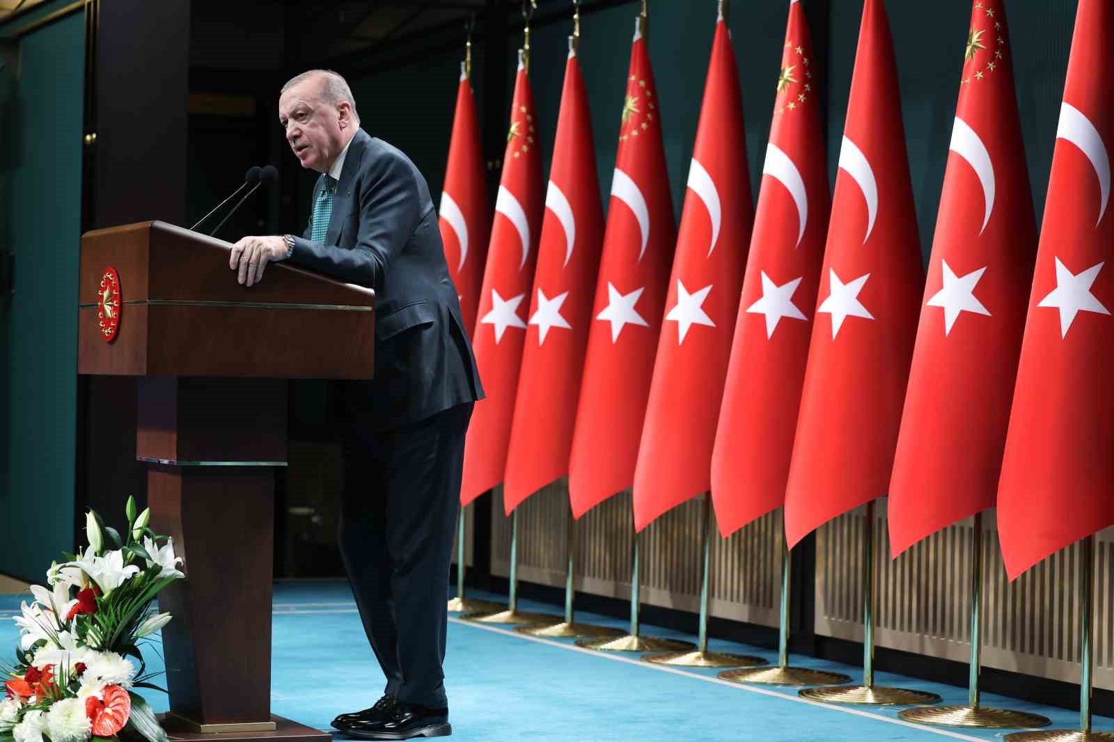 Cumhurbaşkanı Erdoğan: "Terörsüz Türkiye menziline varıldığında inşallah kazanan 86 milyonun her bir mensubu olacak" 8 cumhurbaskani erdogan terorsuz turkiye menziline varildiginda insallah kazanan 86 milyonun her bir mensubu olacak sE4ES1J4