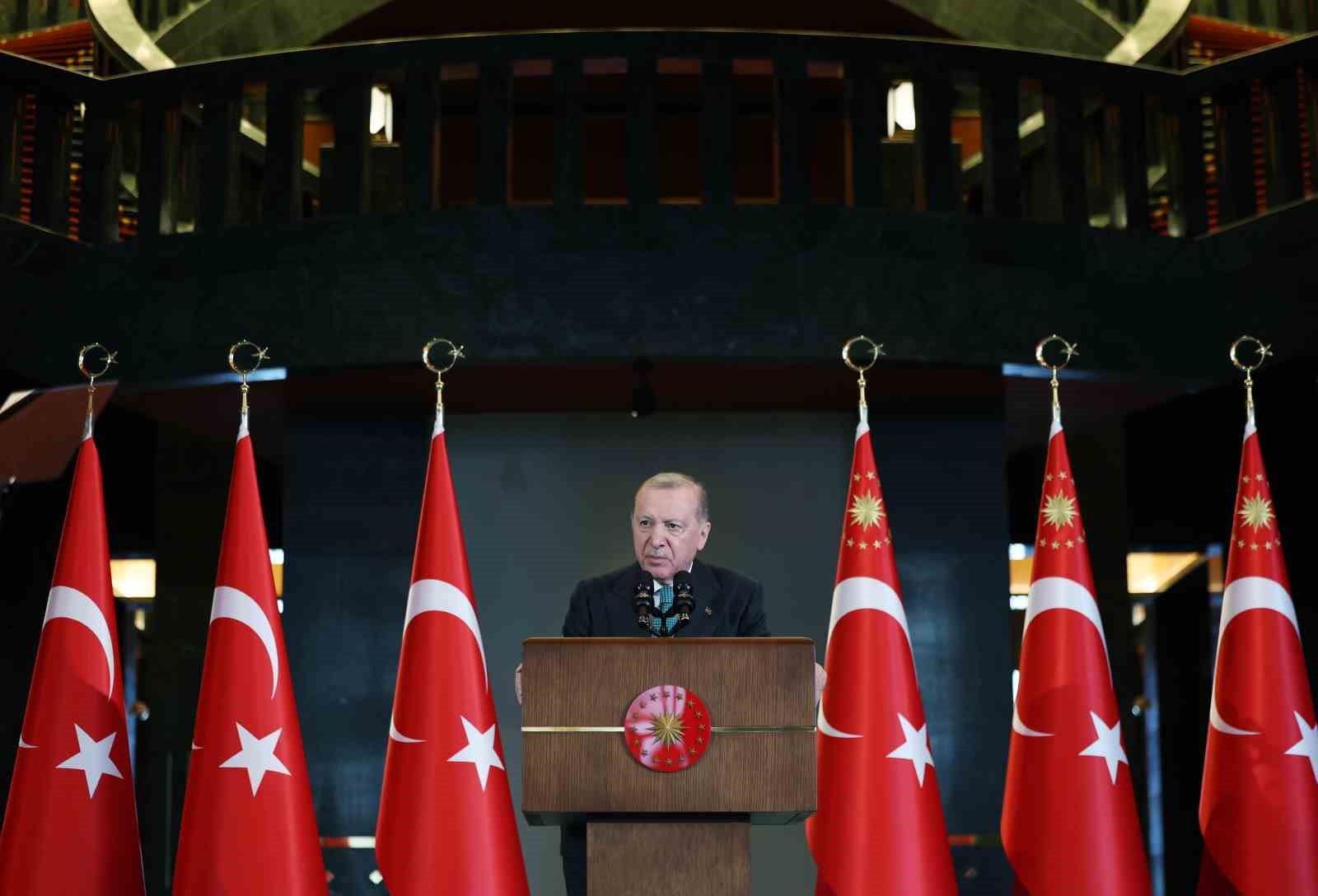 cumhurbaskani erdogan terorsuz turkiye surecini sabote etmek isteyen karanlik odaklara ragmen 16 aydir basariyla DW1ufIMv