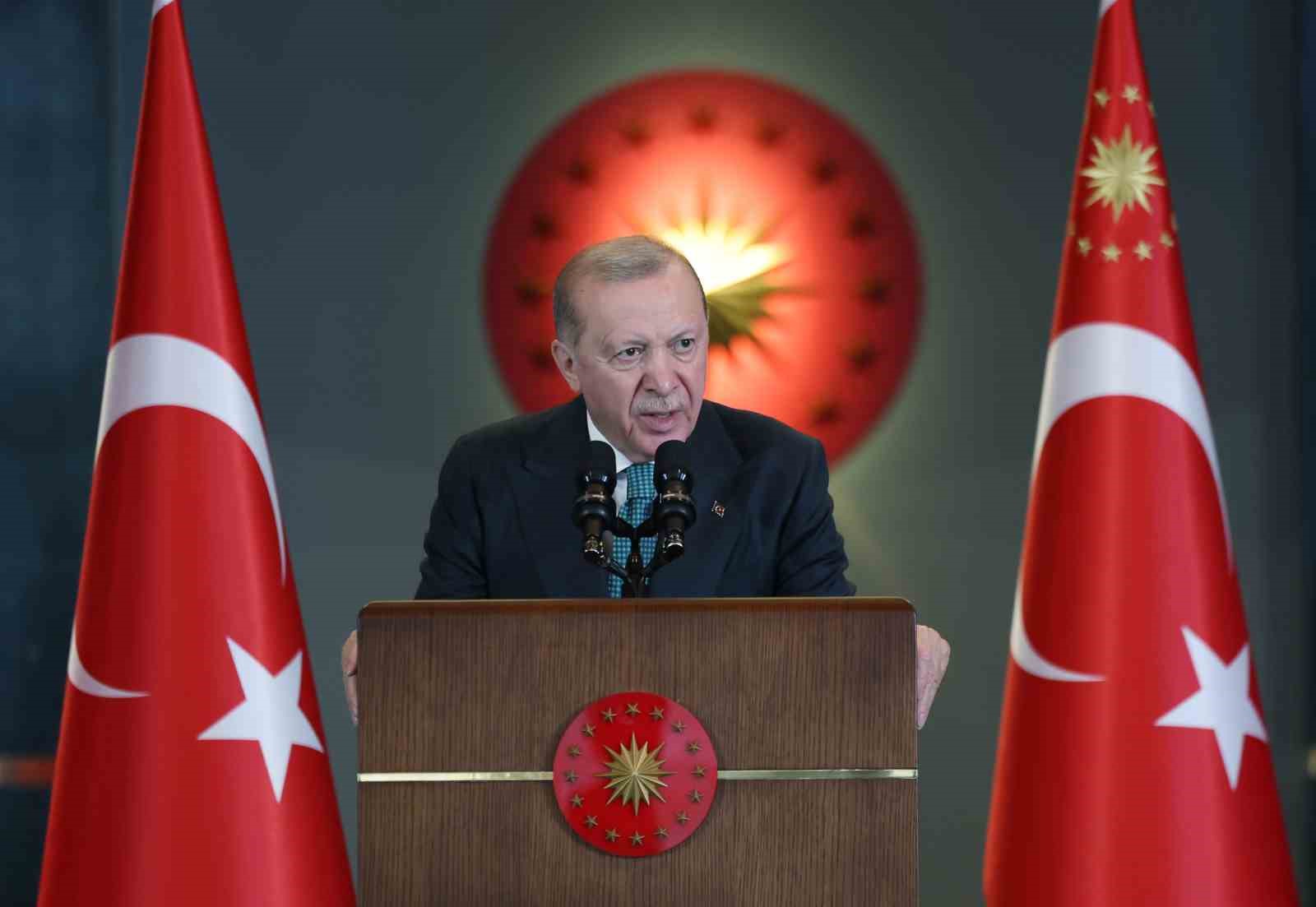 cumhurbaskani erdogan terorsuz turkiye surecini sabote etmek isteyen karanlik odaklara ragmen 16 aydir basariyla ZfyDh3yd
