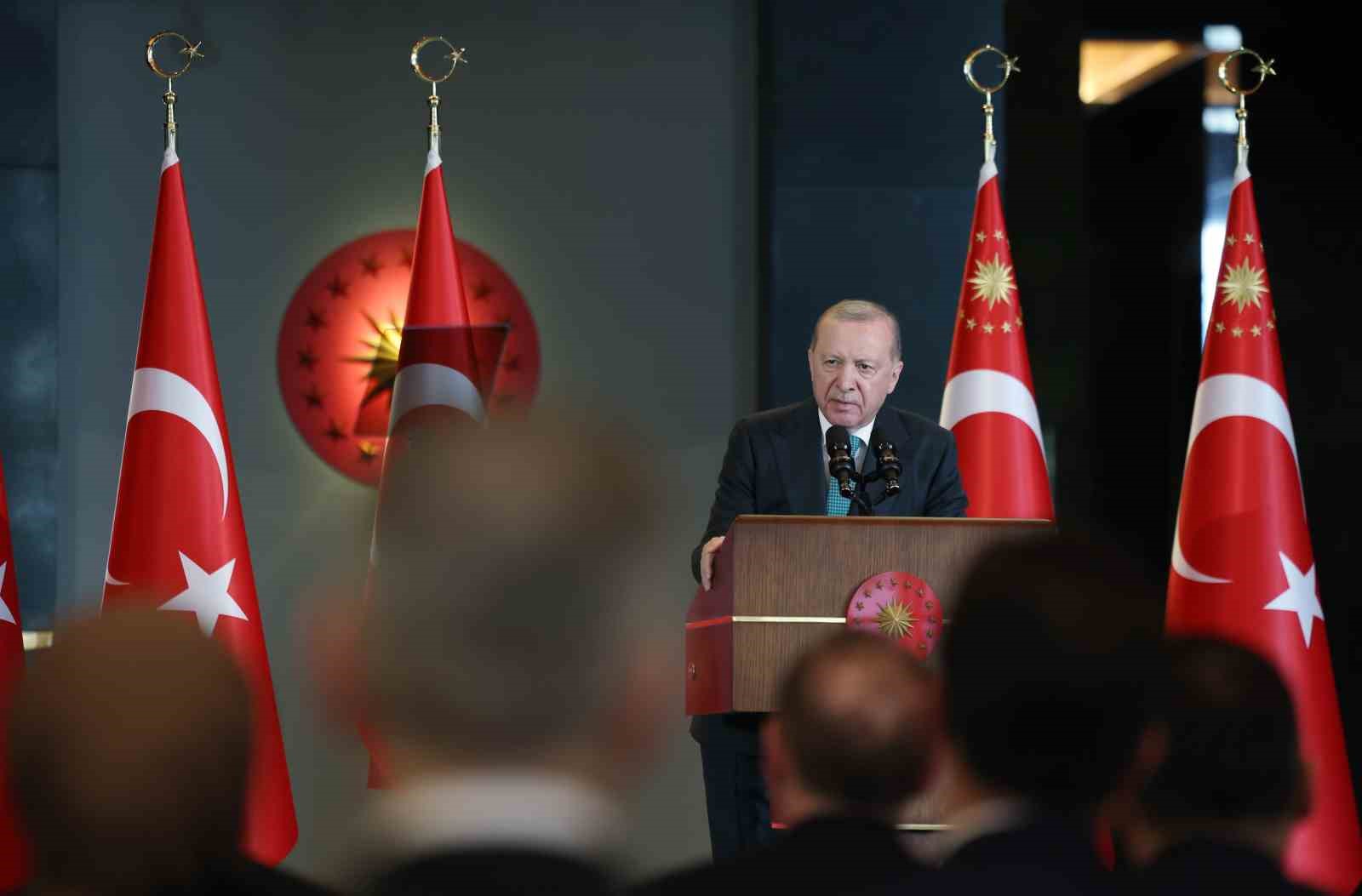 cumhurbaskani erdogan terorsuz turkiye surecini sabote etmek isteyen karanlik odaklara ragmen 16 aydir basariyla kScq62vn
