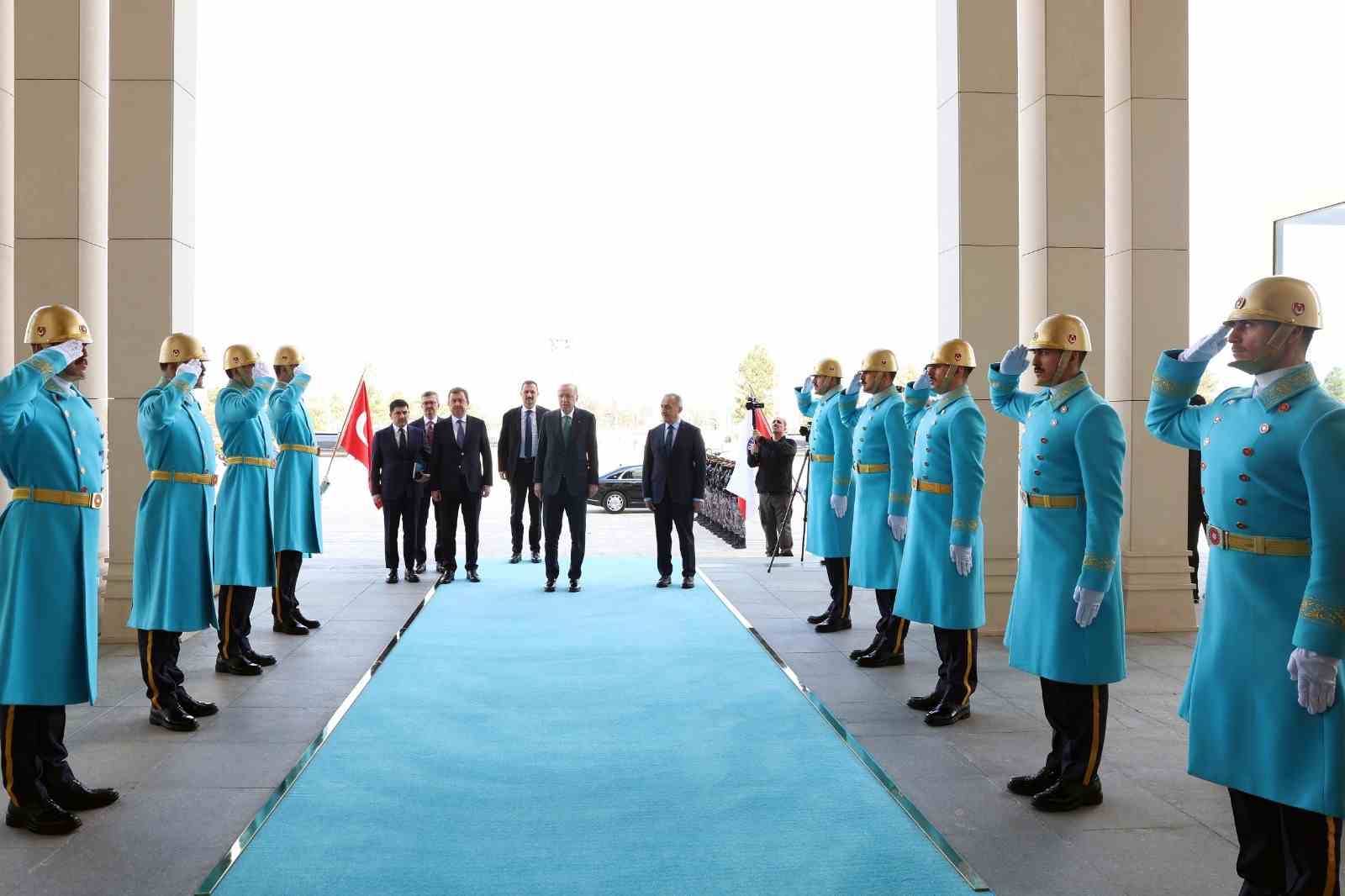 cumhurbaskani erdogan turk polis teskilatinin 181 yilini kutladi 1 e7TkkXm1