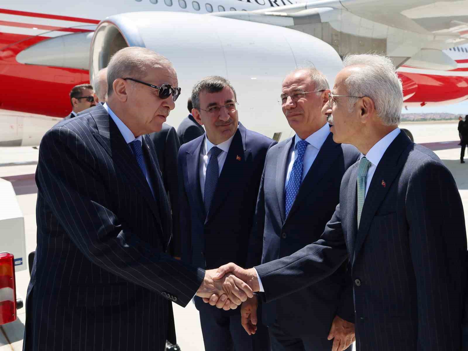 Cumhurbaşkanı Erdoğan: "Türkiye artık uluslararası diplomasinin de kalbinin attığı yer olmaya başlamıştır" 4 cumhurbaskani erdogan turkiye artik uluslararasi diplomasinin de kalbinin attigi yer olmaya baslamistir 0 1rqCCcEu