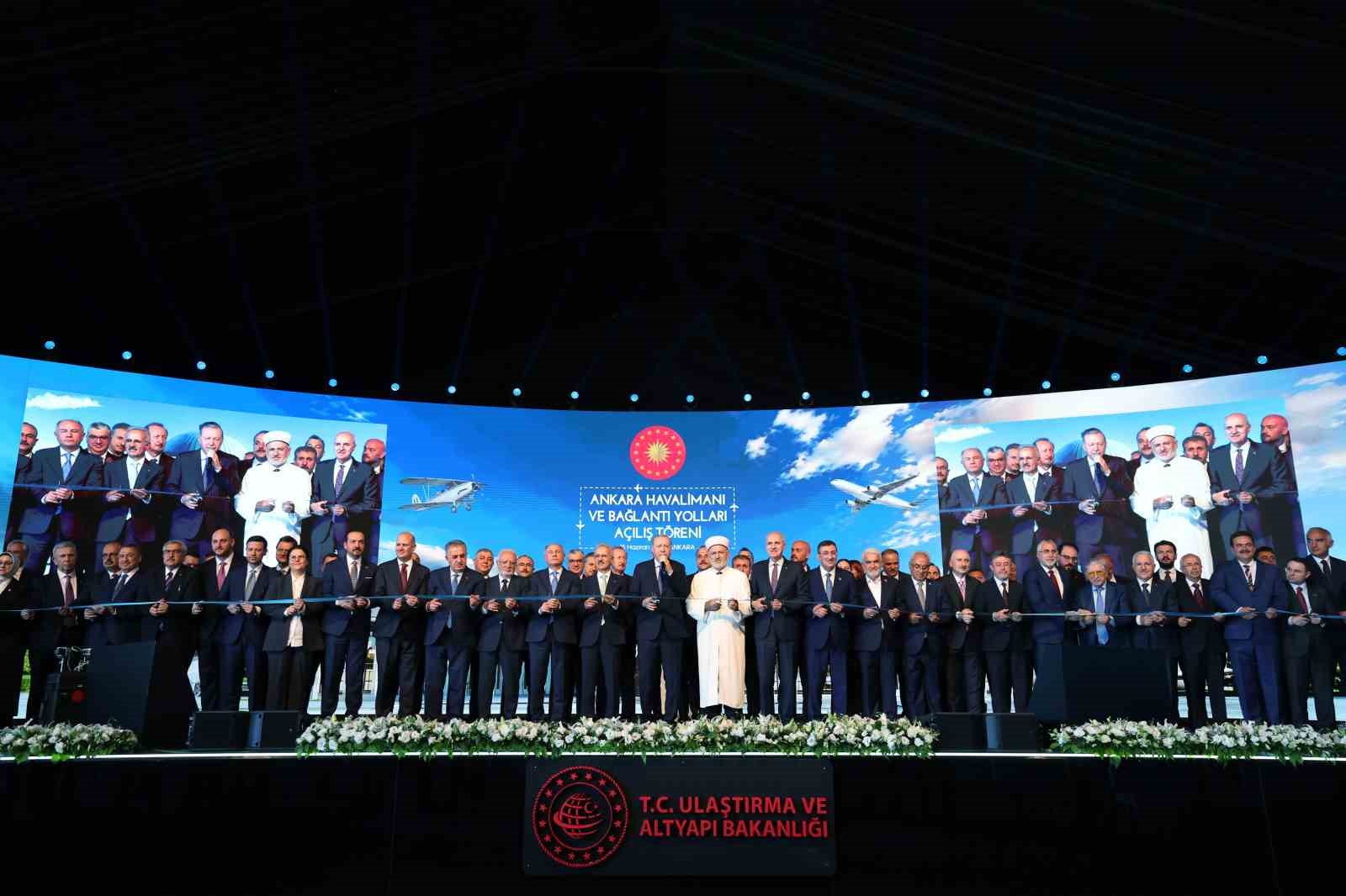 Cumhurbaşkanı Erdoğan: "Türkiye artık uluslararası diplomasinin de kalbinin attığı yer olmaya başlamıştır" 15 cumhurbaskani erdogan turkiye artik uluslararasi diplomasinin de kalbinin attigi yer olmaya baslamistir 11 wFJ7EiB9