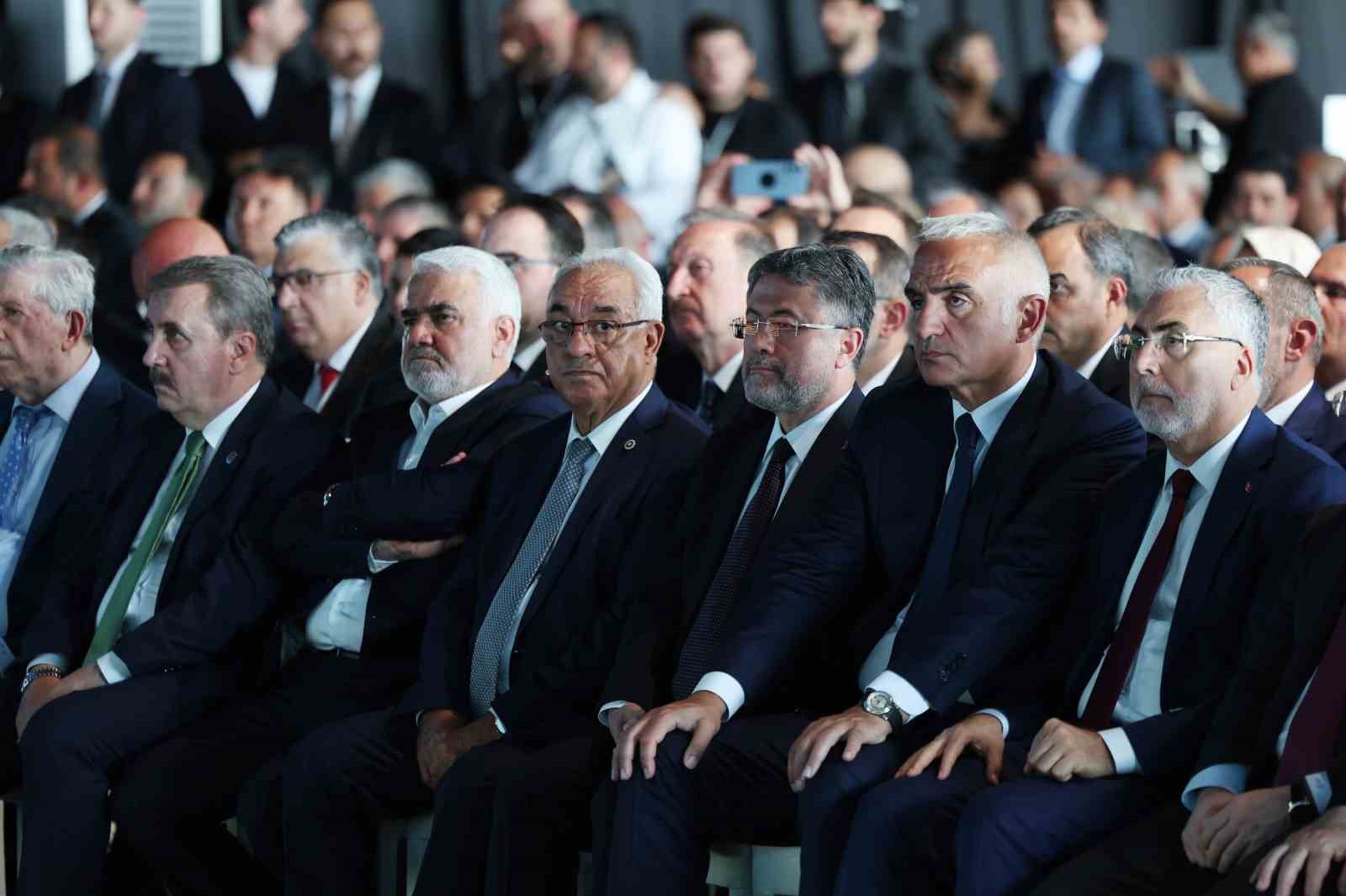 Cumhurbaşkanı Erdoğan: "Türkiye artık uluslararası diplomasinin de kalbinin attığı yer olmaya başlamıştır" 26 cumhurbaskani erdogan turkiye artik uluslararasi diplomasinin de kalbinin attigi yer olmaya baslamistir 22 19uEJtzn