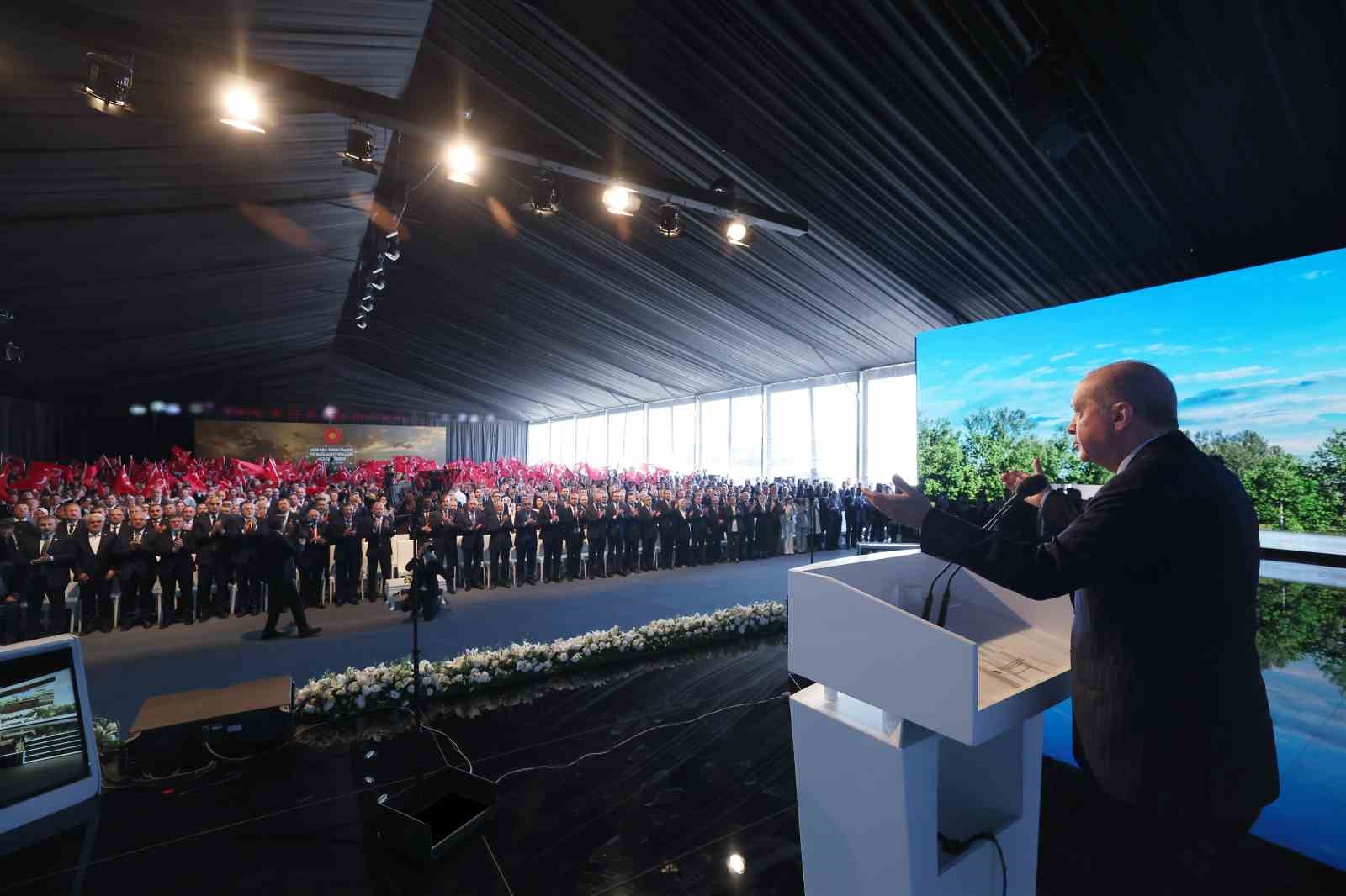 Cumhurbaşkanı Erdoğan: "Türkiye artık uluslararası diplomasinin de kalbinin attığı yer olmaya başlamıştır" 13 cumhurbaskani erdogan turkiye artik uluslararasi diplomasinin de kalbinin attigi yer olmaya baslamistir 9 m9K4psSS