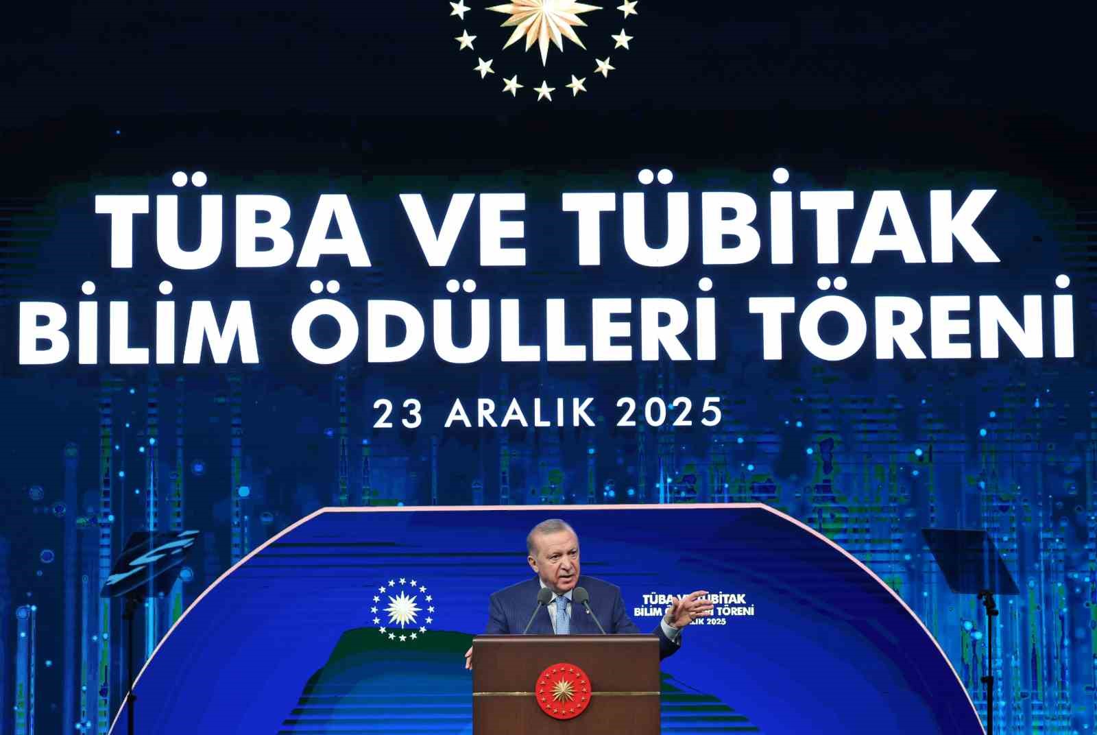 Cumhurbaşkanı Erdoğan: "Türkiye bölgesinin veri üssü konumuna gelecektir" 20 cumhurbaskani erdogan turkiye bolgesinin veri ussu konumuna gelecektir 16 2Osw9nvO