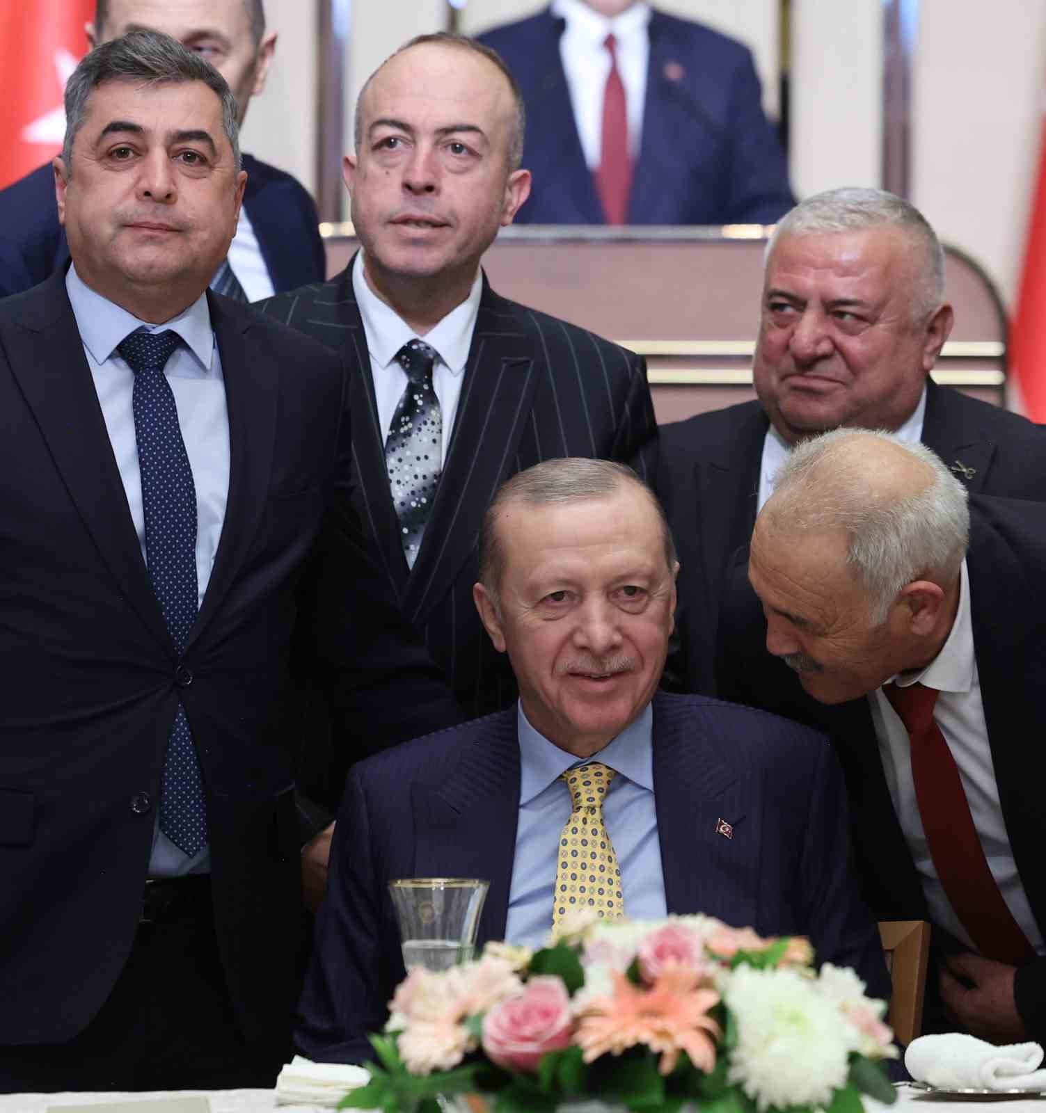 Cumhurbaşkanı Erdoğan: "Türkiye bu bölgesel türbülanstan da başarıyla çıkacaktır" 15 cumhurbaskani erdogan turkiye bu bolgesel turbulanstan da basariyla cikacaktir 11 ujnLwrMQ