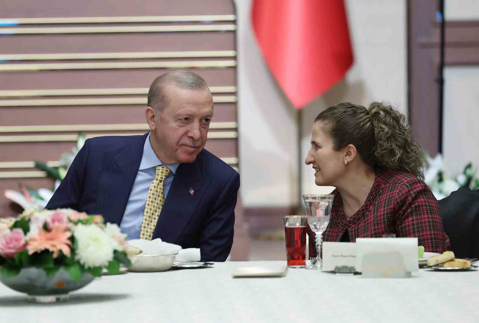 Cumhurbaşkanı Erdoğan: "Türkiye bu bölgesel türbülanstan da başarıyla çıkacaktır" 7 cumhurbaskani erdogan turkiye bu bolgesel turbulanstan da basariyla cikacaktir 3 FI72yq2m