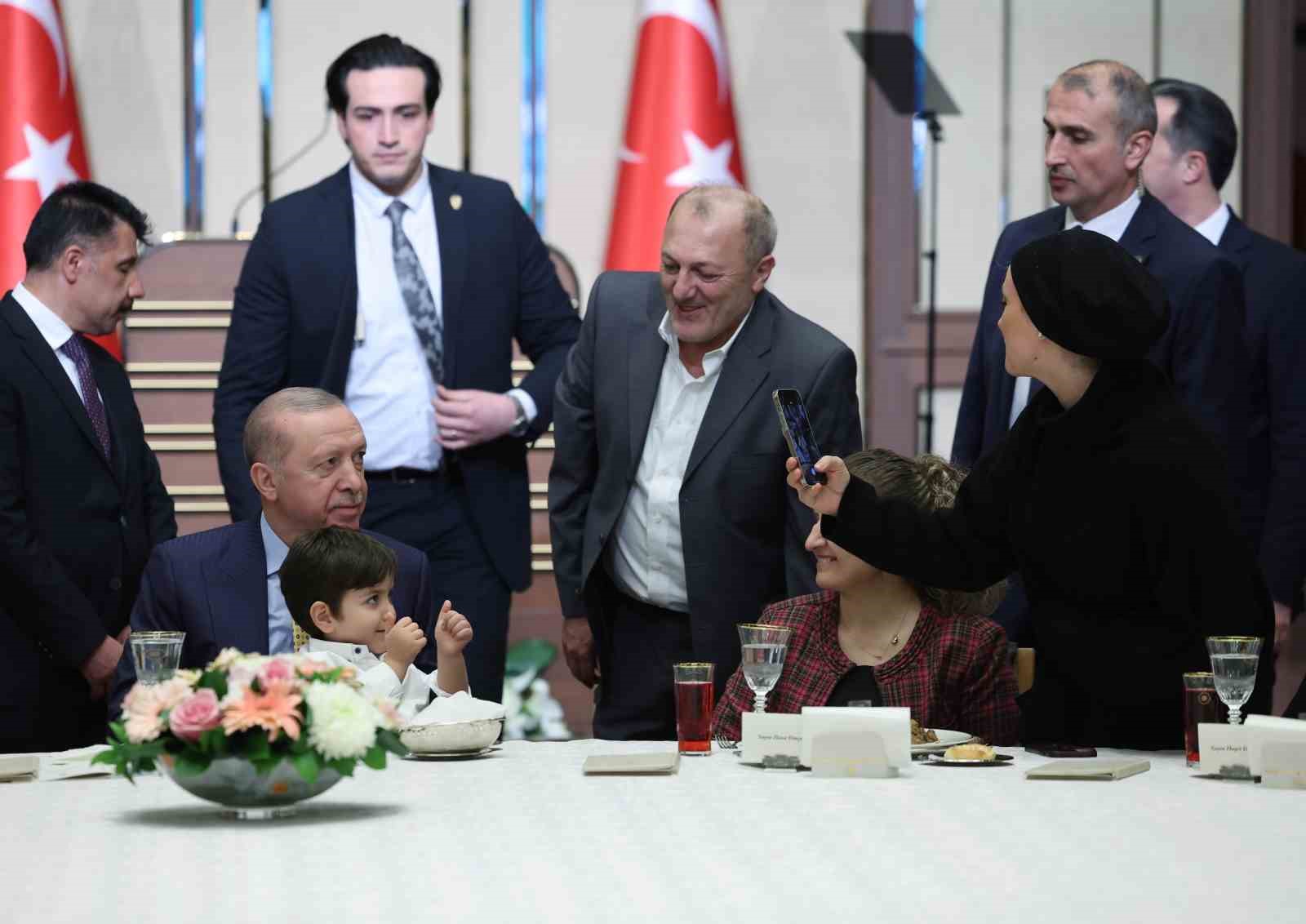 Cumhurbaşkanı Erdoğan: "Türkiye bu bölgesel türbülanstan da başarıyla çıkacaktır" 9 cumhurbaskani erdogan turkiye bu bolgesel turbulanstan da basariyla cikacaktir 5 37FXGyEd