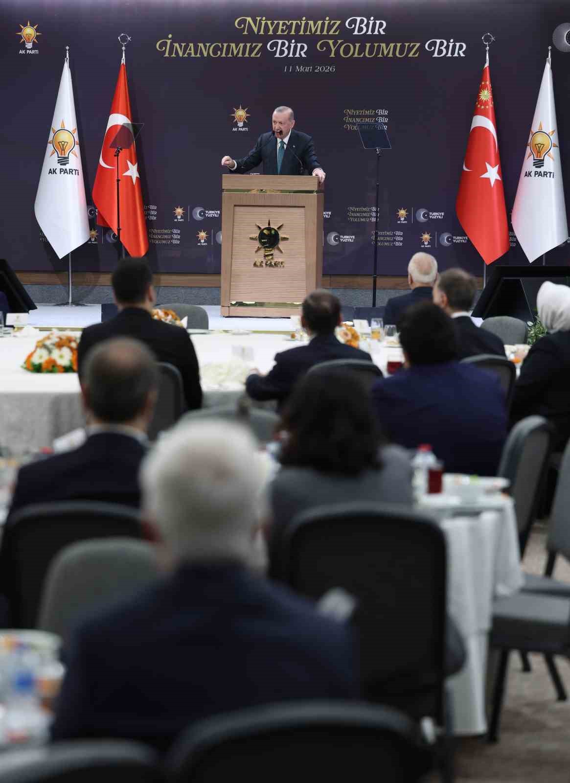 cumhurbaskani erdogan turkiye her zaman savasin degil barisin yanindadir 10 sh5MUD2J