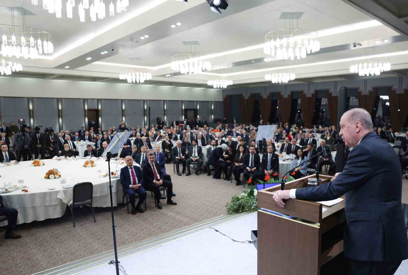 cumhurbaskani erdogan turkiye her zaman savasin degil barisin yanindadir 3 yZ91v4mm