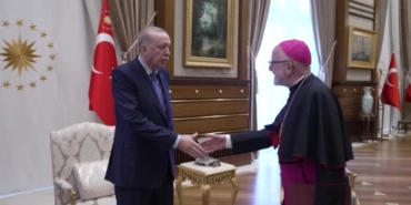 cumhurbaskani-erdogan-turkiye-katolik-episkoposlar-heyetini-kabul-etti-4clxhBZp.jpg