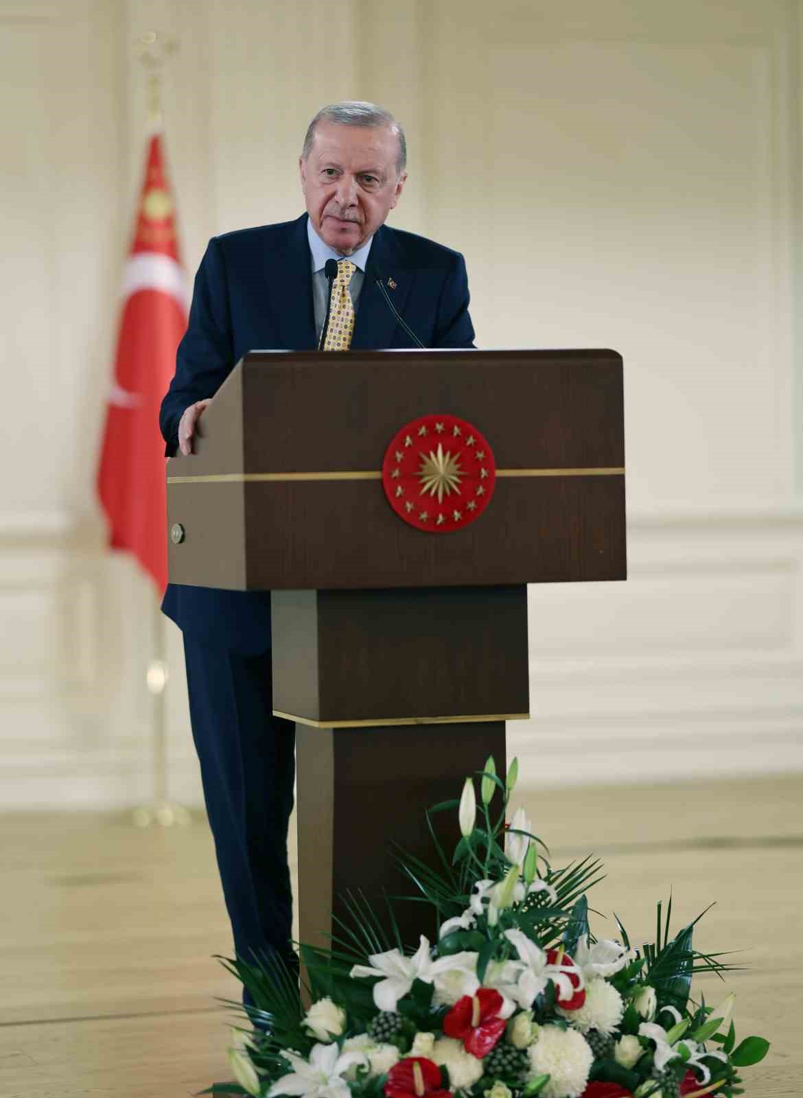 cumhurbaskani erdogan turkiye kendi guvenligi icin yalnizca sinirlari dahilinde degil sinirlarin otesinde de her QMzSuriZ