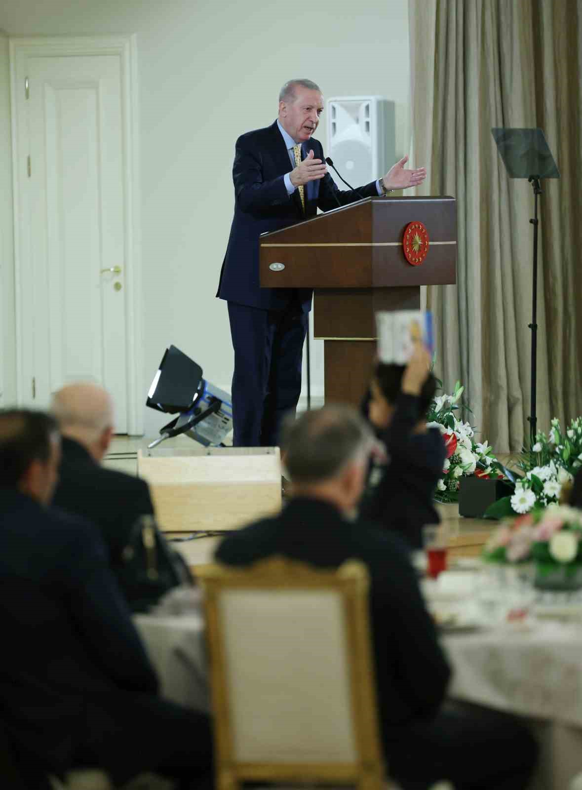 cumhurbaskani erdogan turkiye kendi guvenligi icin yalnizca sinirlari dahilinde degil sinirlarin otesinde de her rDhM3aLe