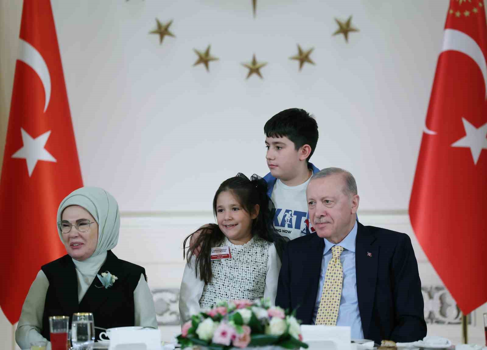 cumhurbaskani erdogan turkiye kendi guvenligi icin yalnizca sinirlari dahilinde degil sinirlarin otesinde de her vMJ3pltu