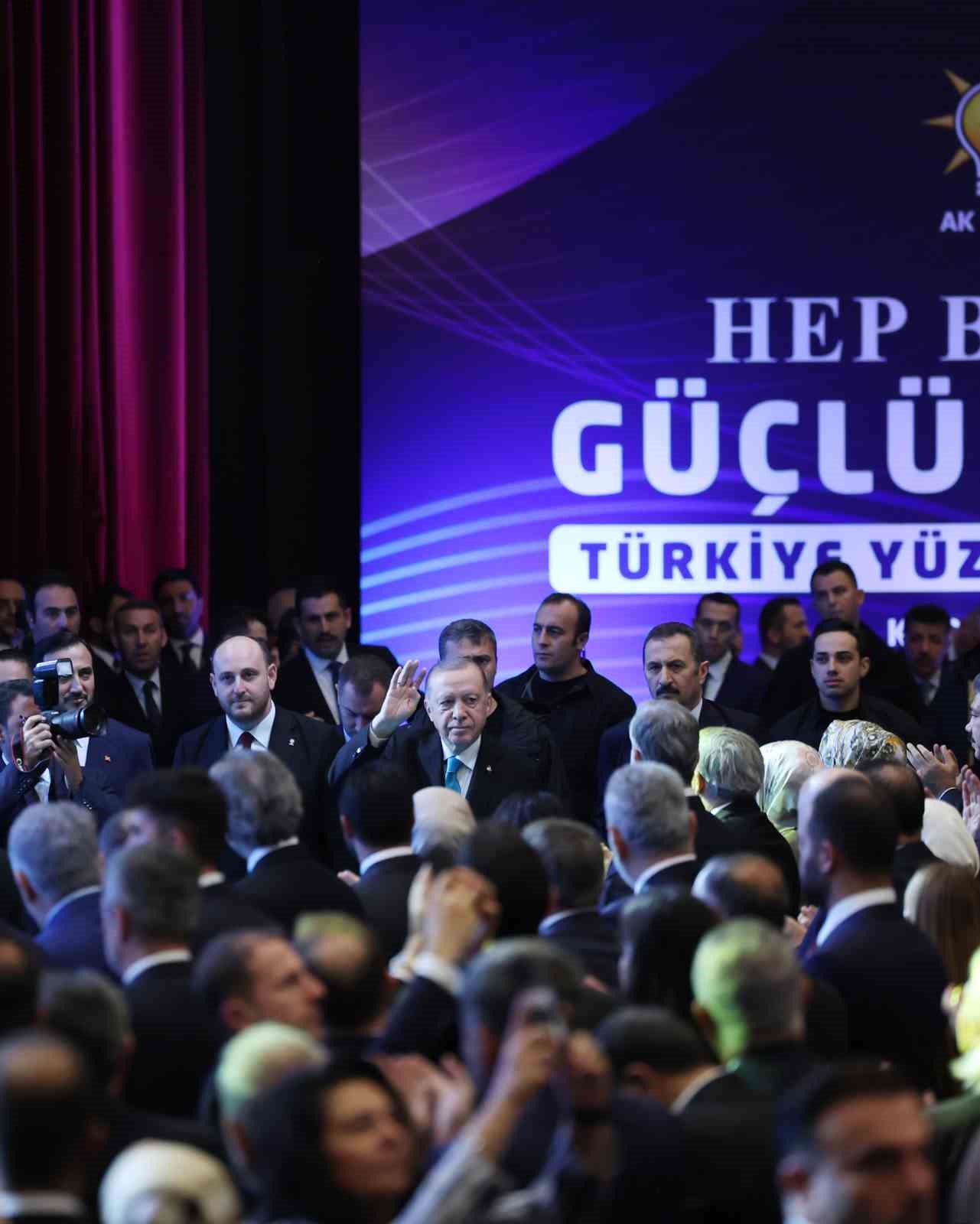 cumhurbaskani erdogan turkiye kuresel bir guce donusuyor 22 CJgdK8NQ