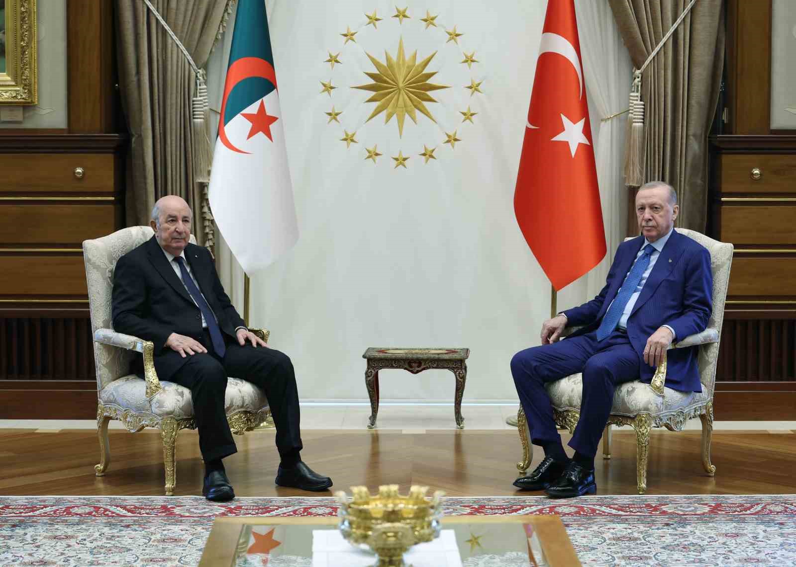 cumhurbaskani erdogan turkiye ve cezayir olarak bolgemizin baris ve guvenligini cok ciddi sekilde tehdit iwn34sir