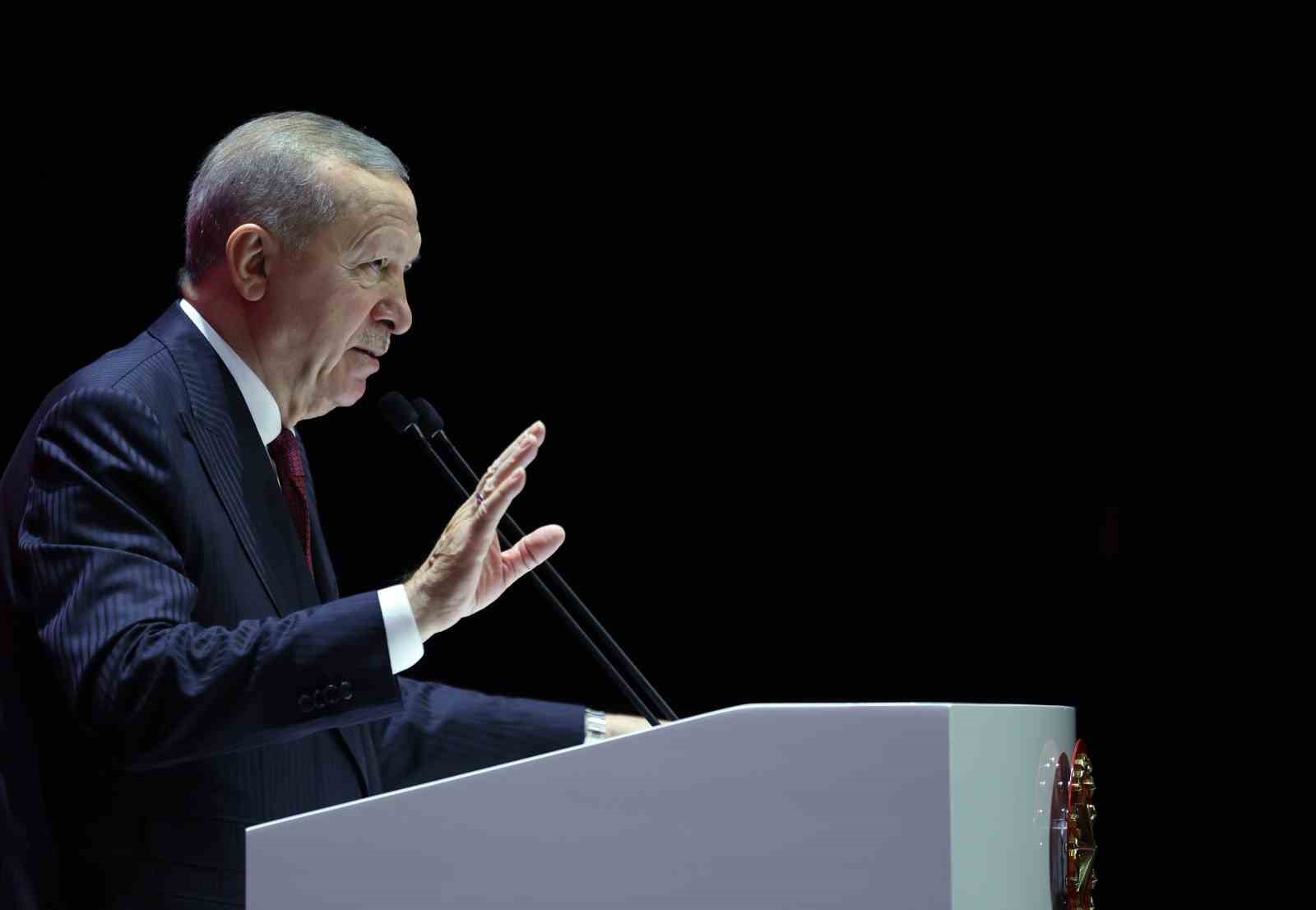 cumhurbaskani erdogan turkiyede uyuyanlari uyandirmaya bir sule yetmistir 7 vVbujpBu