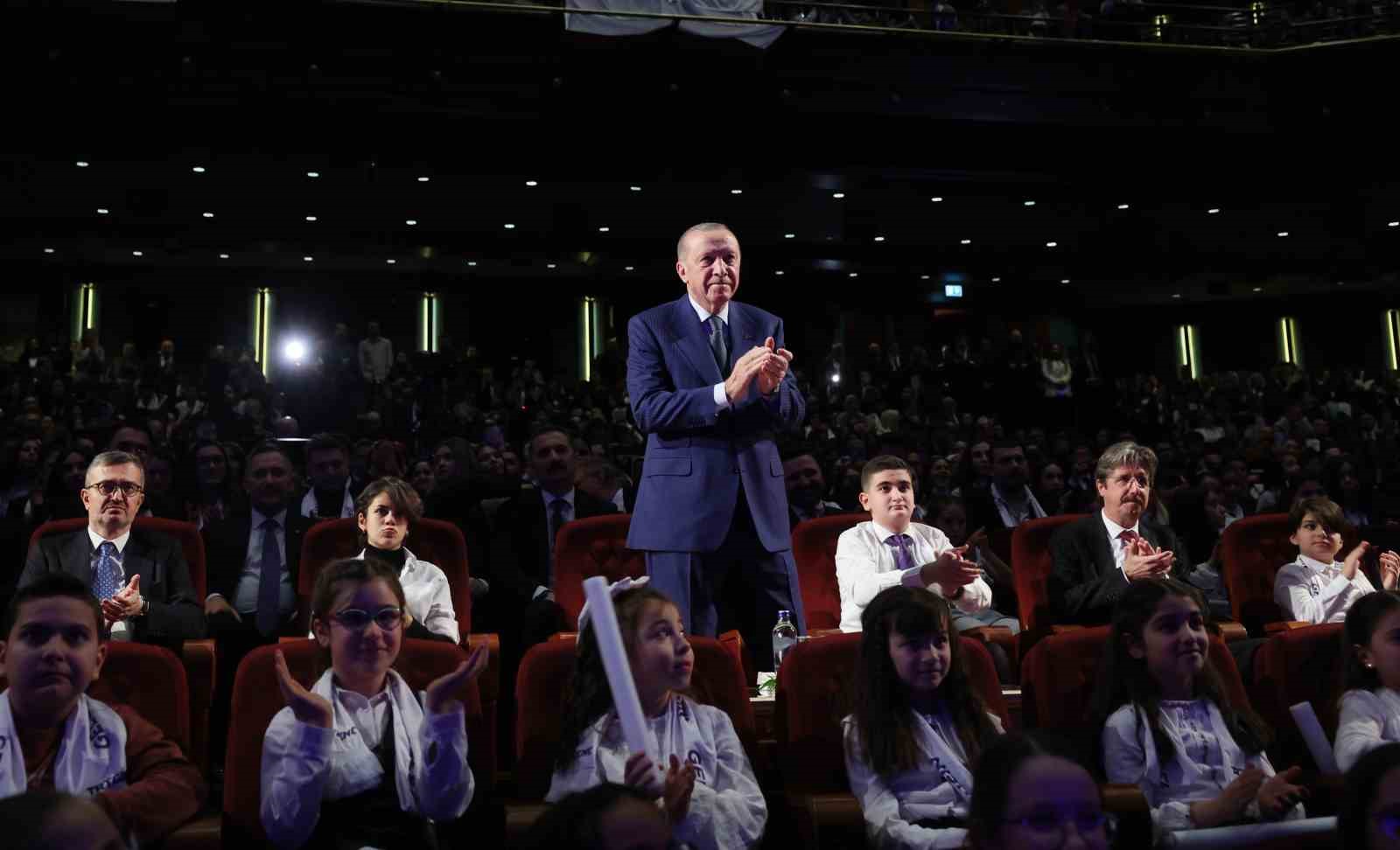 Cumhurbaşkanı Erdoğan: "Türkiye’nin başkentinde yaşayan milyonlarca vatandaşımız kışın ortasında haftalarca susuzluğa mahkum edildi" 5 cumhurbaskani erdogan turkiyenin baskentinde yasayan milyonlarca vatandasimiz kisin ortasinda haftalarca susuzluga mahkum edildi 1 EPHd5BtW
