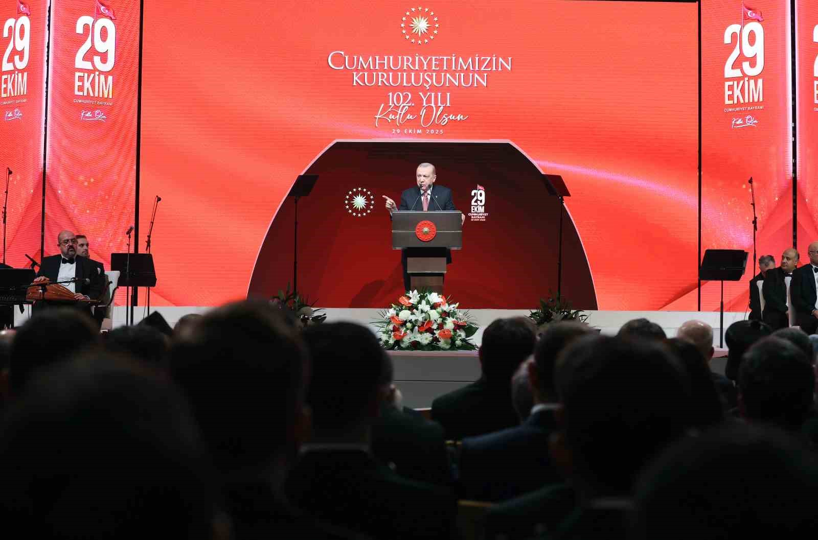 Cumhurbaşkanı Erdoğan: "Türkiye’nin kutlu yolculuğunun önünü kesebilecek hiçbir dahili, harici odak yoktur" 16 cumhurbaskani erdogan turkiyenin kutlu yolculugunun onunu kesebilecek hicbir dahili harici odak yoktur 12 PNdk7TpG