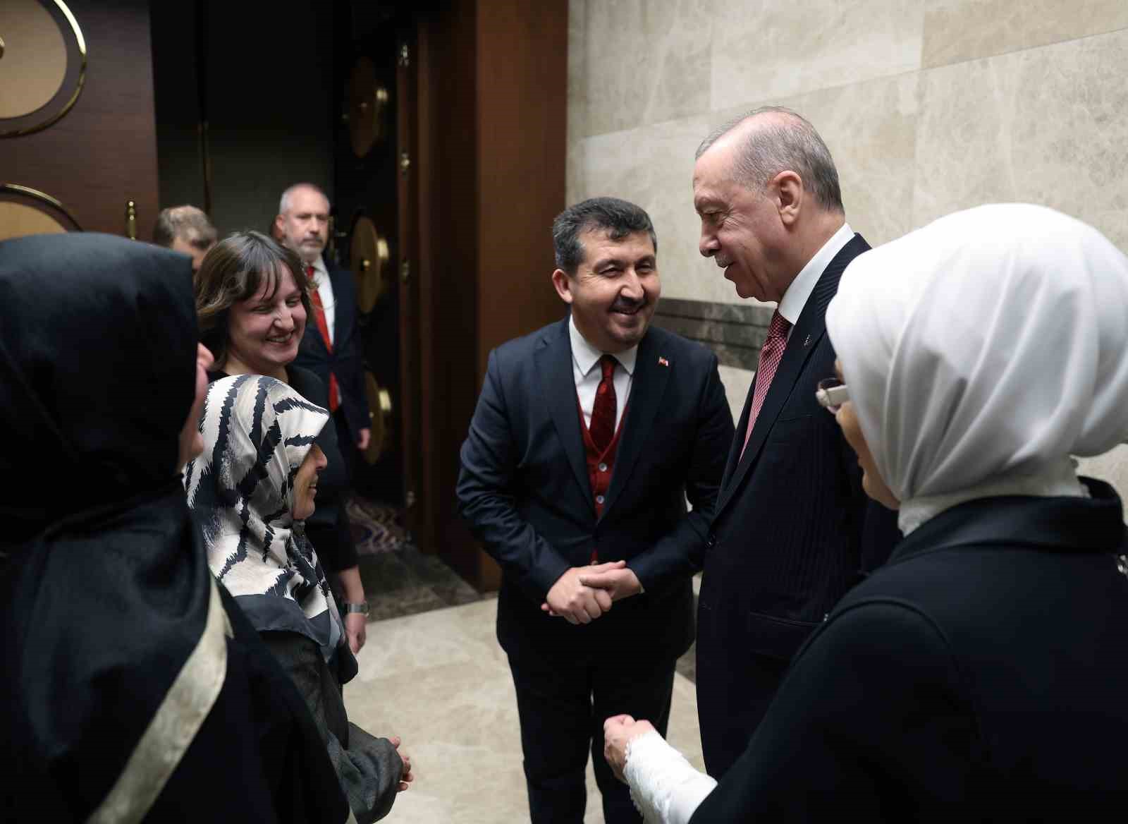 Cumhurbaşkanı Erdoğan: "Türkiye’nin kutlu yolculuğunun önünü kesebilecek hiçbir dahili, harici odak yoktur" 33 cumhurbaskani erdogan turkiyenin kutlu yolculugunun onunu kesebilecek hicbir dahili harici odak yoktur 29 tVzEdmiq