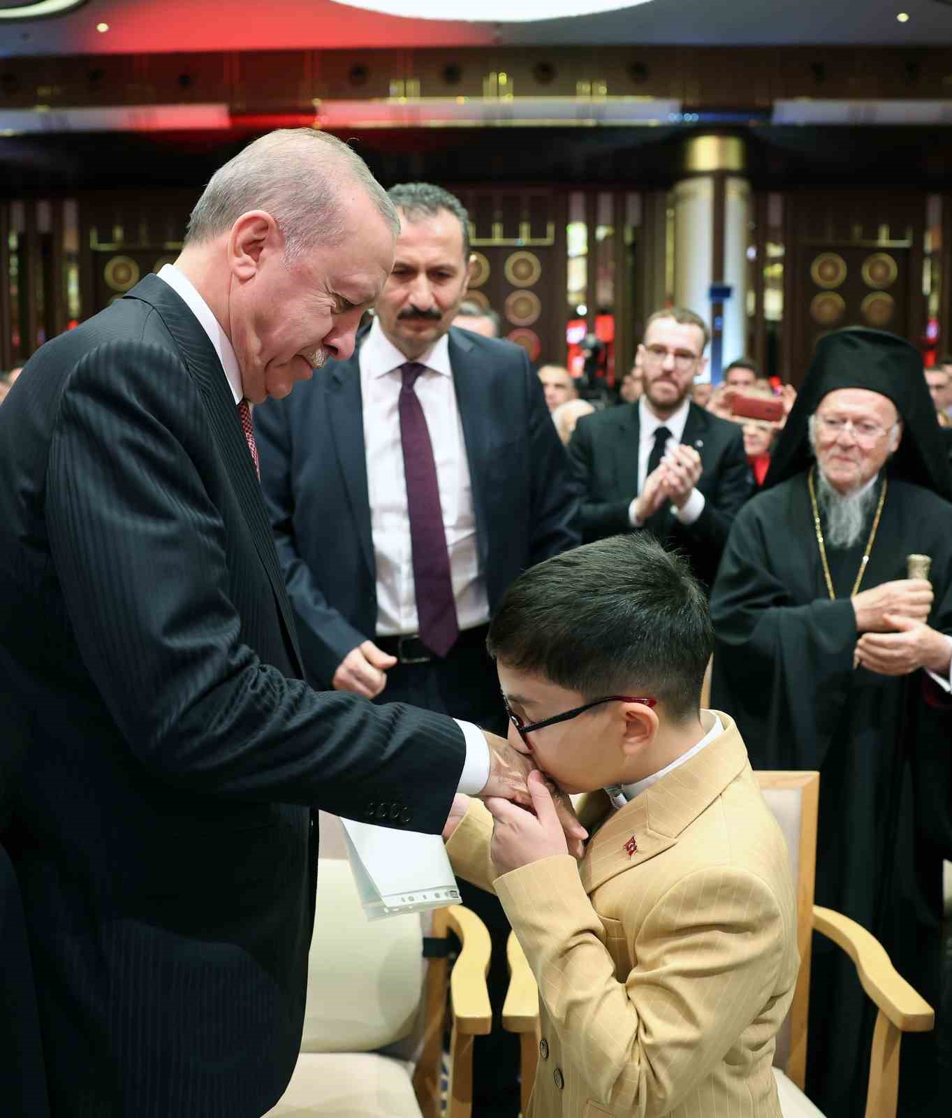 Cumhurbaşkanı Erdoğan: "Türkiye’nin kutlu yolculuğunun önünü kesebilecek hiçbir dahili, harici odak yoktur" 44 cumhurbaskani erdogan turkiyenin kutlu yolculugunun onunu kesebilecek hicbir dahili harici odak yoktur 40 CAjwbCWv
