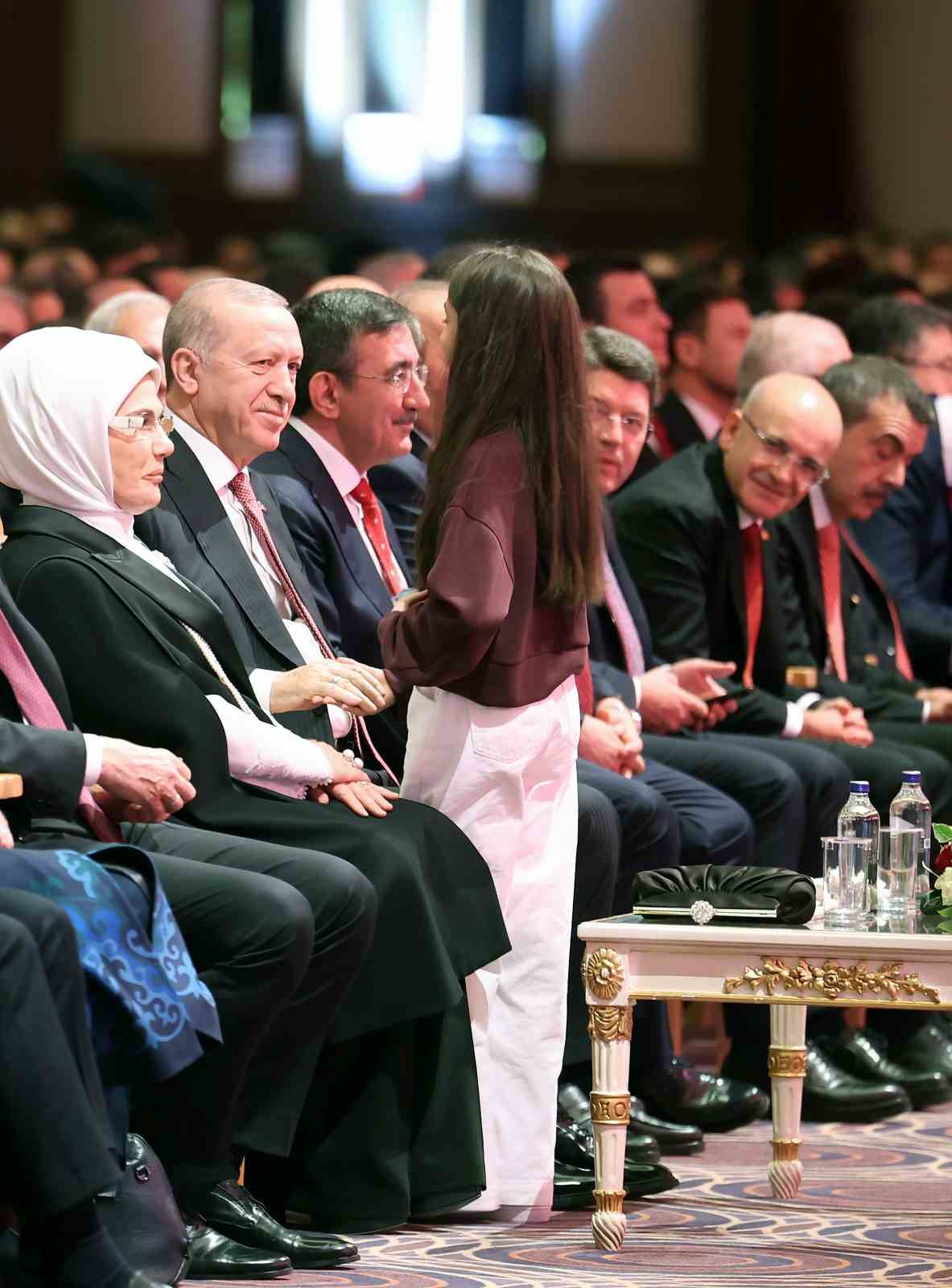 Cumhurbaşkanı Erdoğan: "Türkiye’nin kutlu yolculuğunun önünü kesebilecek hiçbir dahili, harici odak yoktur" 48 cumhurbaskani erdogan turkiyenin kutlu yolculugunun onunu kesebilecek hicbir dahili harici odak yoktur 44 jhV5Y55S