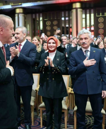 cumhurbaskani-erdogan-turkiyenin-kutlu-yolculugunun-onunu-kesebilecek-hicbir-dahili-harici-odak-yoktur-h4LGbPMZ.jpg