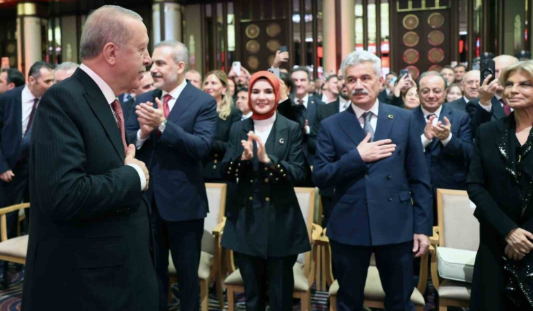cumhurbaskani-erdogan-turkiyenin-kutlu-yolculugunun-onunu-kesebilecek-hicbir-dahili-harici-odak-yoktur-h4LGbPMZ.jpg