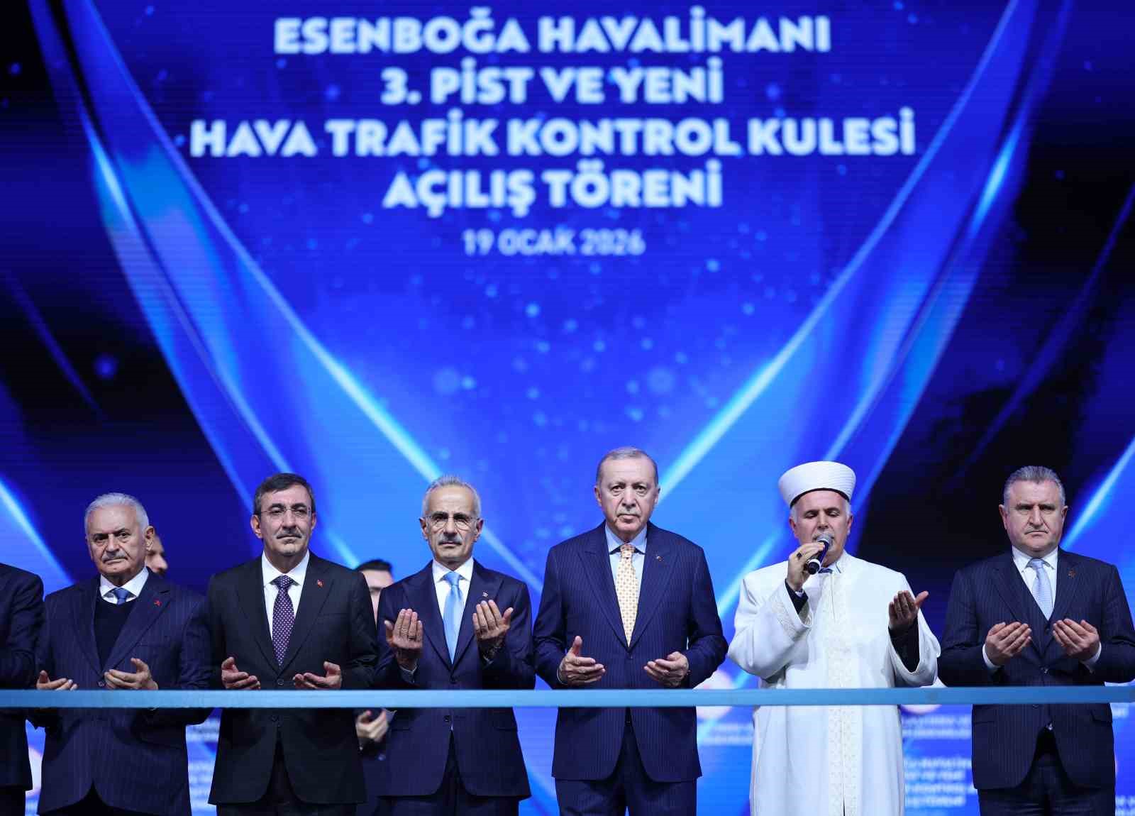 cumhurbaskani erdogan turkiyeyi dunyanin en genis ucus alanina sahip ulkelerinden biri yaptik 1 OkuhO4Qr