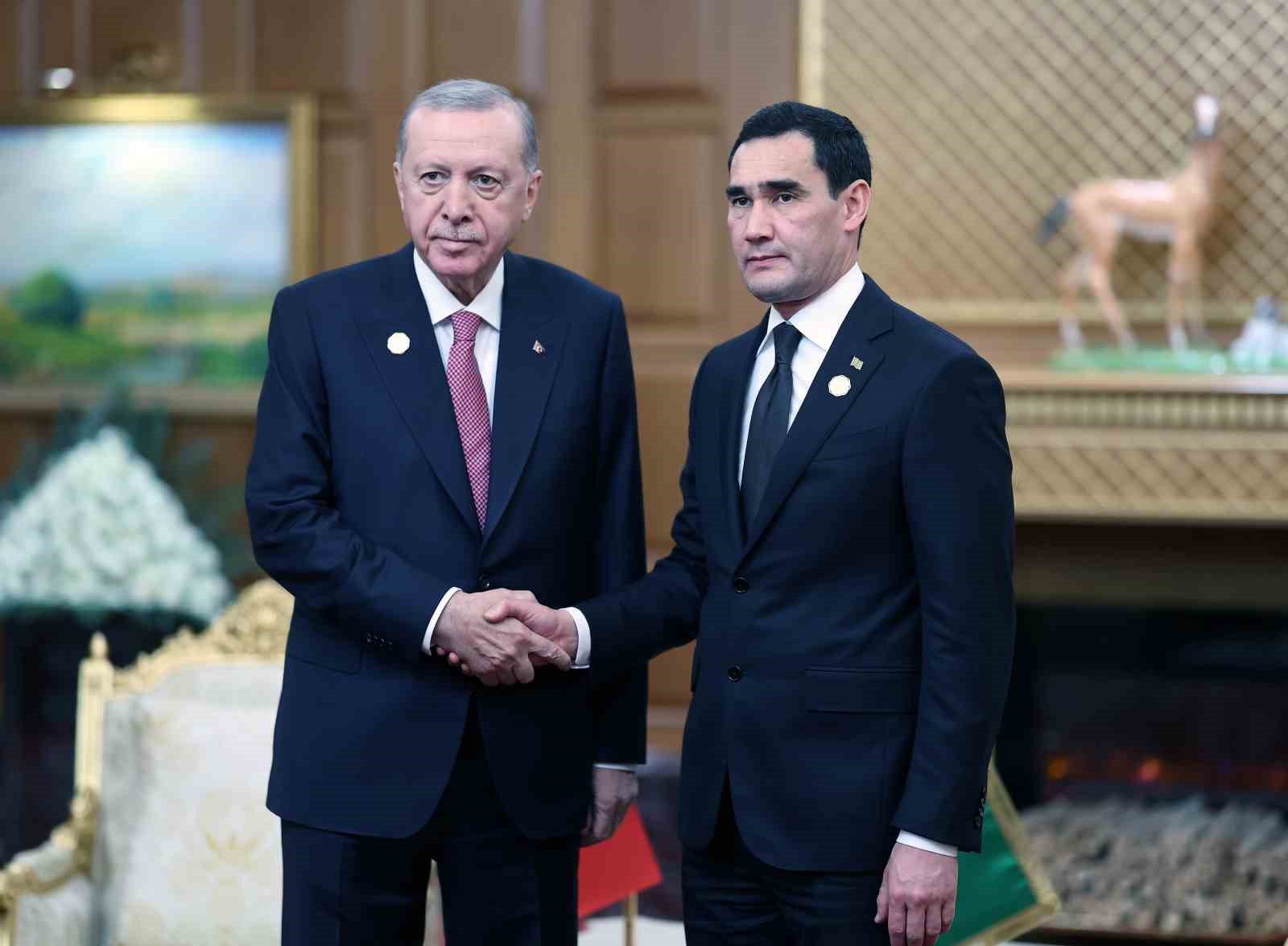 cumhurbaskani erdogan turkmenistan devlet baskani berdimuhamedov ile gorustu 2 NH4qUkvf