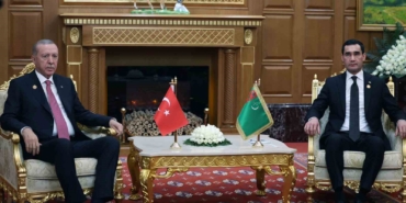 cumhurbaskani-erdogan-turkmenistan-devlet-baskani-berdimuhamedov-ile-gorustu-FBSPcEPi.jpg