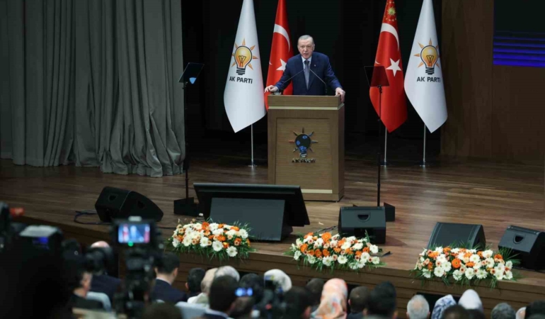 cumhurbaskani-erdogan-ucagimizin-kara-kutusu-bulunmus-incelemeler-baslatilmistir-ib1PPS4j.jpg