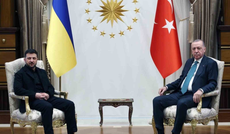 cumhurbaskani-erdogan-ukrayna-devlet-baskani-zelenskiy-ile-bir-araya-geldi-XViljEq7.jpg