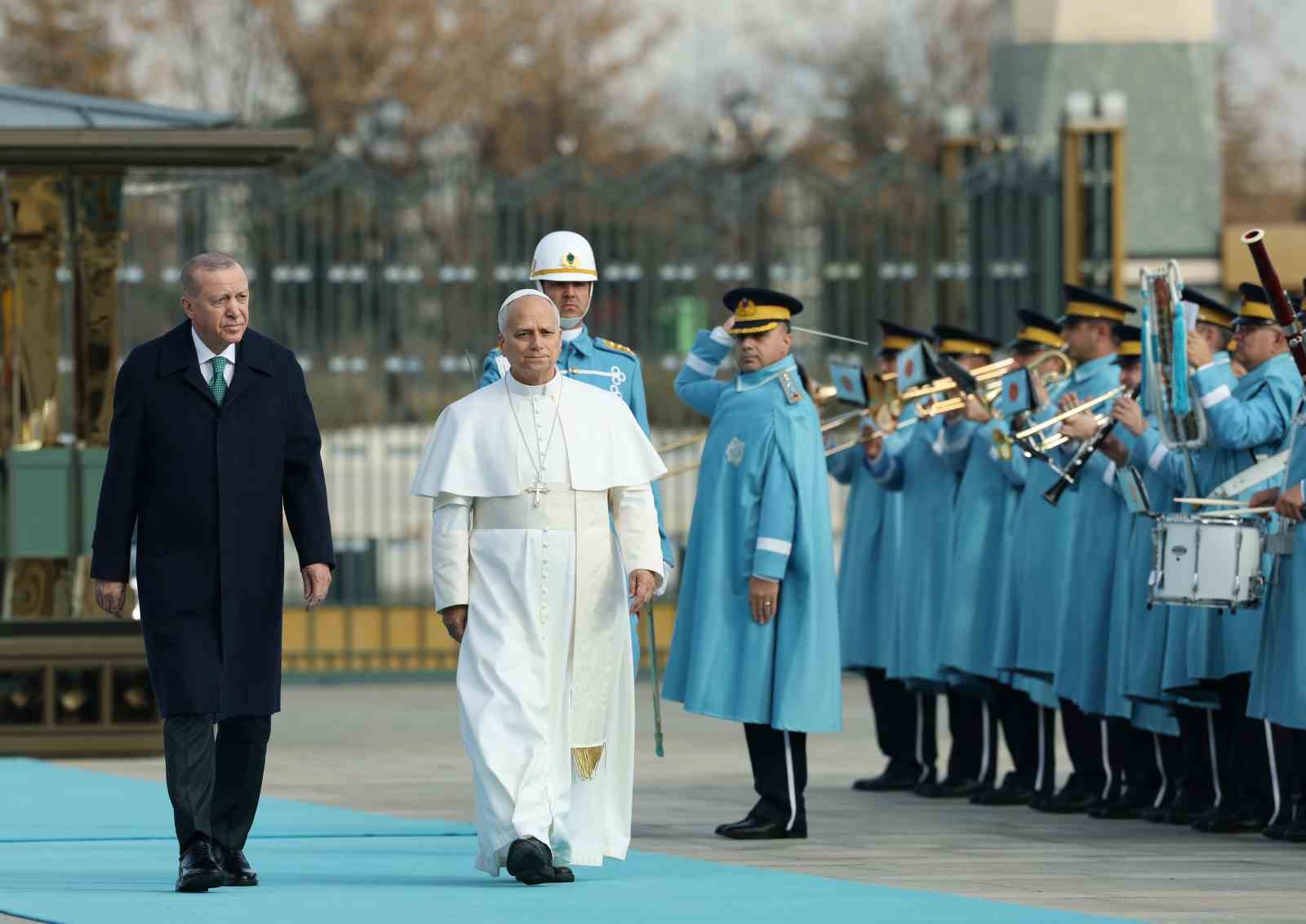 Cumhurbaşkanı Erdoğan, Vatikan Devlet Başkanı Papa 14. Leo’yu resmi törenle karşıladı 20 cumhurbaskani erdogan vatikan devlet baskani papa 14 leoyu resmi torenle karsiladi 16 u4rpsXqC
