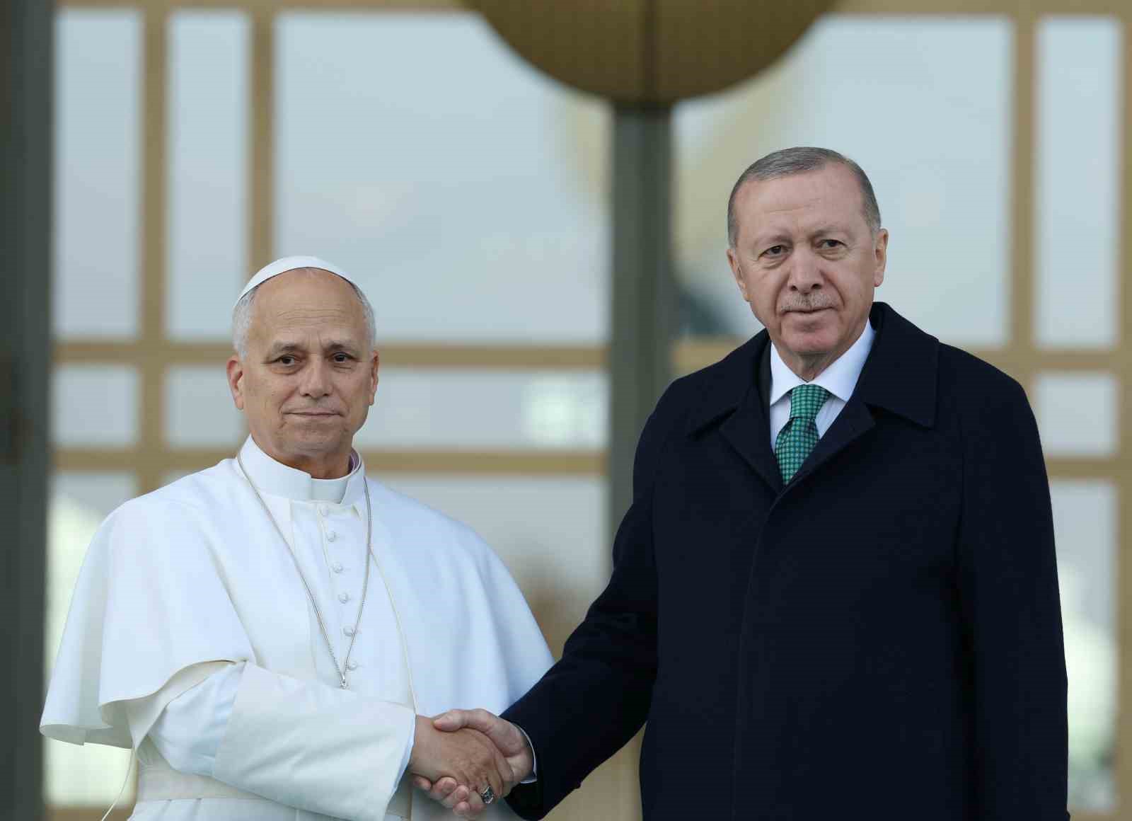Cumhurbaşkanı Erdoğan, Vatikan Devlet Başkanı Papa 14. Leo’yu resmi törenle karşıladı 22 cumhurbaskani erdogan vatikan devlet baskani papa 14 leoyu resmi torenle karsiladi 18 F15FFeaG
