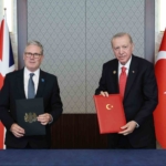 cumhurbaskani-erdogan-ve-ingiltere-basbakani-starmer-arasindaki-gorusmede-turkiye-ile-birlesik-krallik-arasinda-guvenlik-cjevwz7I.jpg
