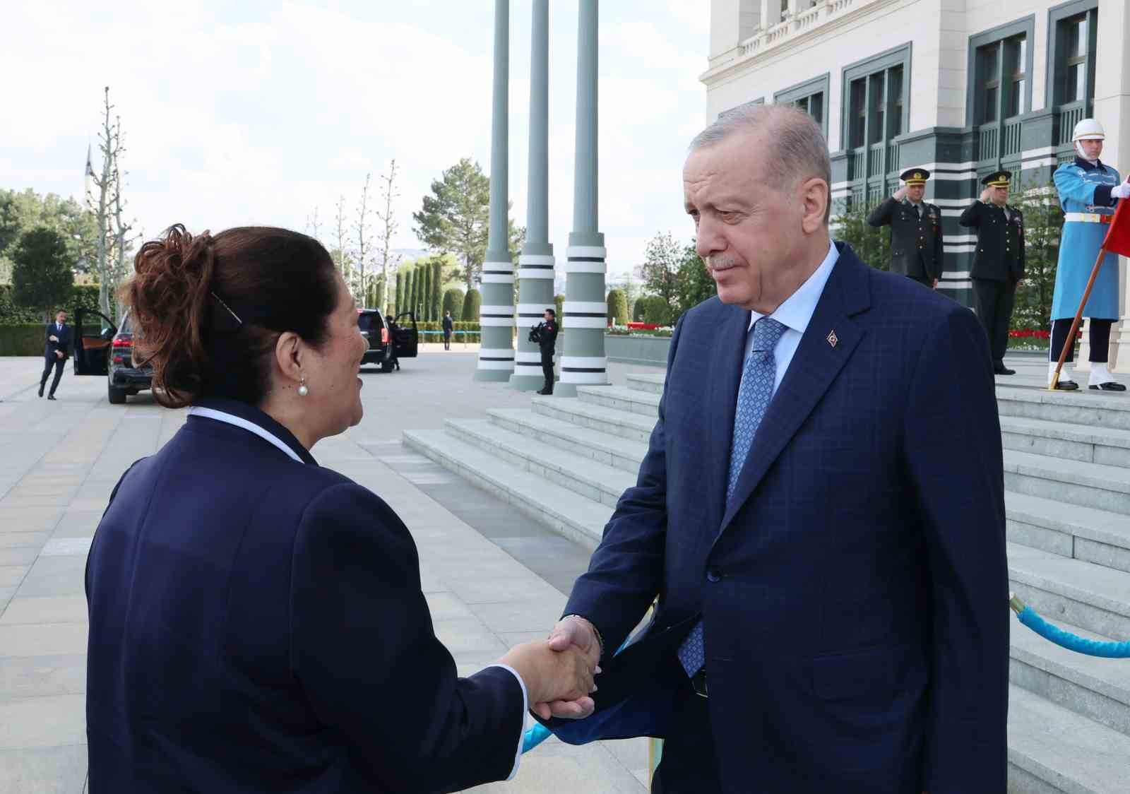 cumhurbaskani erdogan yeni zelanda genel valisi kiroyu kabul etti 1 nHyWAF5s