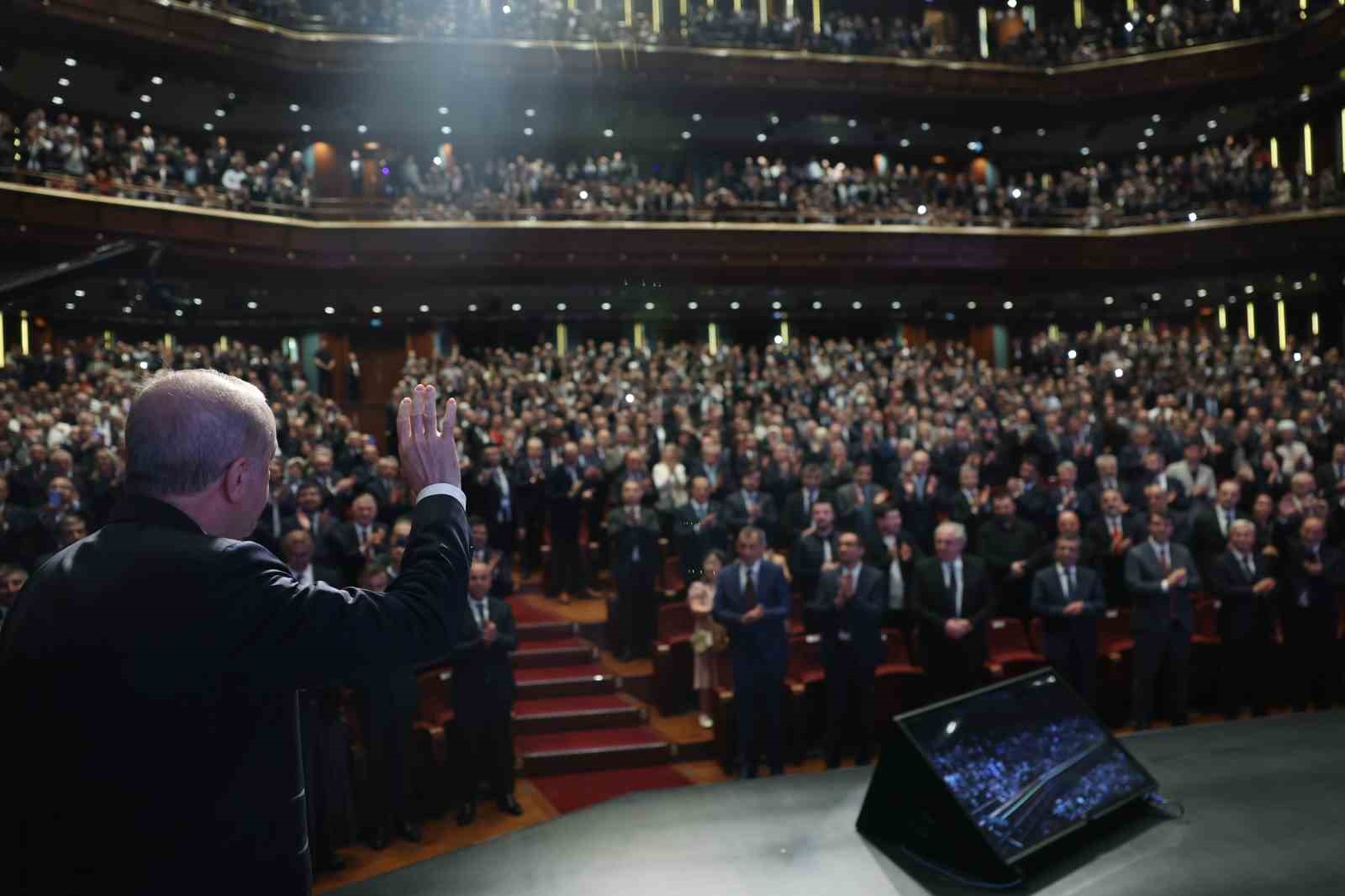 Cumhurbaşkanı Erdoğan: "Yönettiği şehri haraca bağlayanlara ses çıkarmayıp, bu milletin evlatları için samimiyetle koşturanlara engel çıkaranları sadece maşeri vicdana havale ediyoruz" 8 cumhurbaskani erdogan yonettigi sehri haraca baglayanlara ses cikarmayip bu milletin evlatlari icin samimiyetle kosturanlara pRjEZ4dk