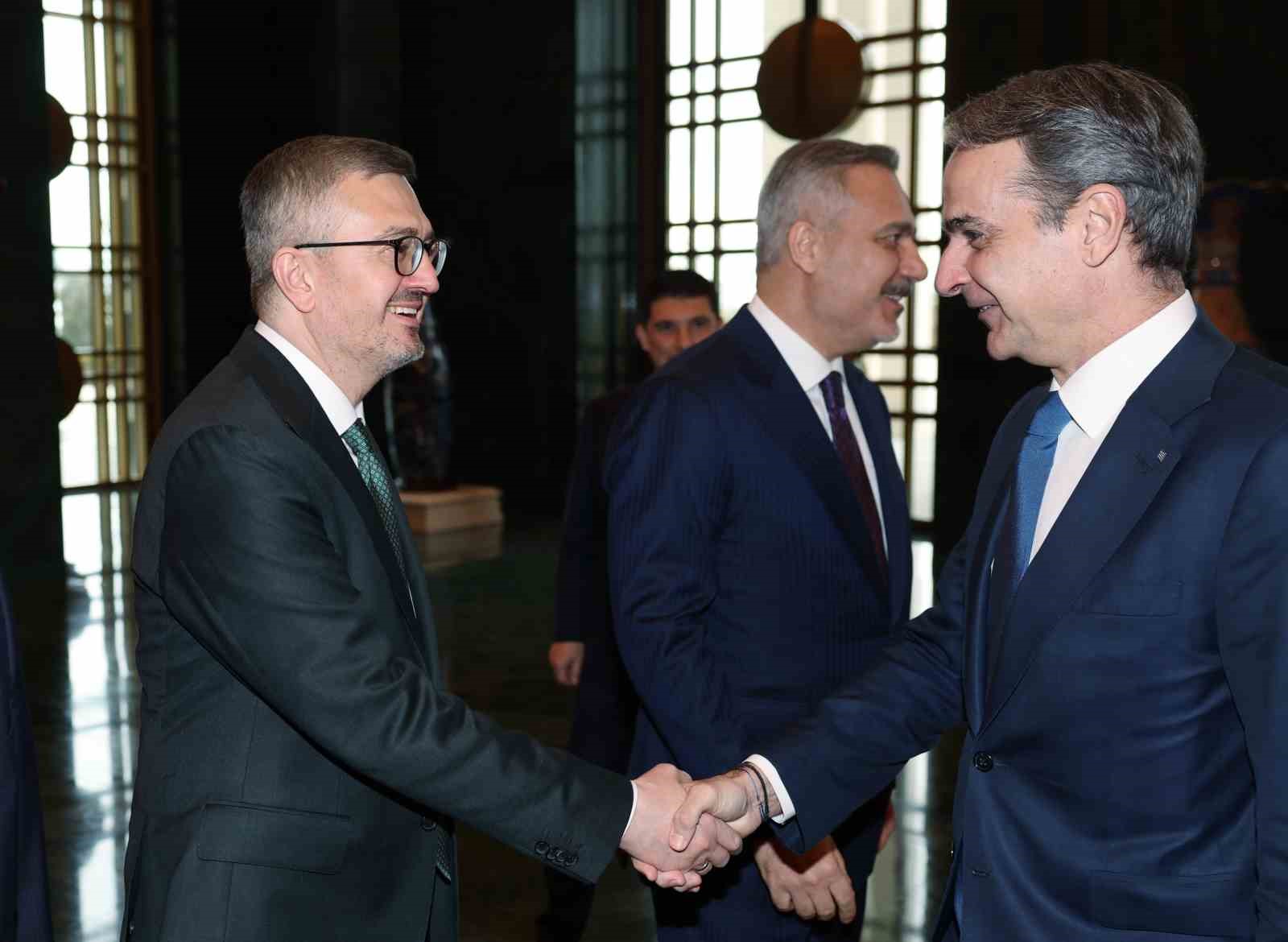 Cumhurbaşkanı Erdoğan, Yunanistan Başbakanı Miçotakis’i kabul etti 10 cumhurbaskani erdogan yunanistan basbakani micotakisi kabul etti 6 j147Lbz8