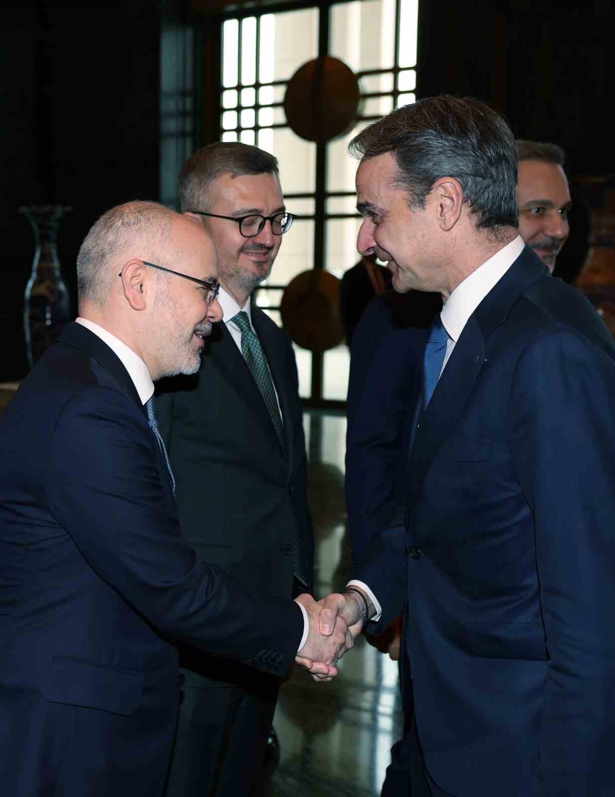 Cumhurbaşkanı Erdoğan, Yunanistan Başbakanı Miçotakis’i kabul etti 12 cumhurbaskani erdogan yunanistan basbakani micotakisi kabul etti 8 KnOrjNdb