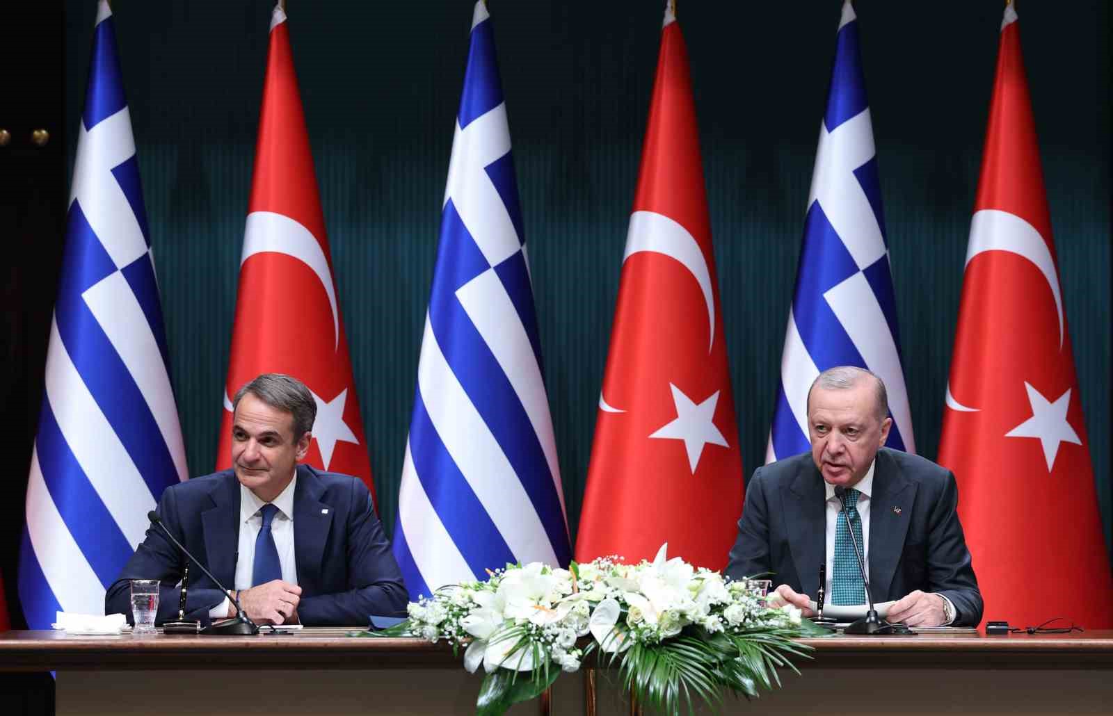Cumhurbaşkanı Erdoğan: "(Yunanistan) Mevcut meseleler çetrefil olmakla birlikte uluslararası hukuk temelinde çözümsüzde değildir" 19 cumhurbaskani erdogan yunanistan mevcut meseleler cetrefil olmakla birlikte uluslararasi hukuk temelinde cozumsuzde degildir 15 iuyAOgs3